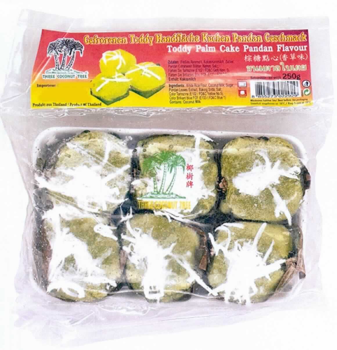 Klebreis-Dessert

Antragsangaben: Tapioka-Dessert mit Palmwein, Pandan-Geschmack, tiefgefroren - 250 g

Beschreibung des vorgelegten Warenmusters:
Rundes, kloßähnliches, ungefülltes Erzeugnis (Abschnitt einer Rolle, Durchmesser ca. 5 - 5,5 cm, Höhe ca. 3,5 cm) 
aus einer hellgrünen teigähnlichen Masse mit angenehmem, nicht näher spezifizierbarem Geruch, eingelegt in ein 
zu einer Schale gefaltetes Bananenblatt. Sechs auf einer Styroporschale angeordnete Portionen und ein Klarsicht-
Kunststofftütchen mit weißen Kokosraspeln befinden sich in einer Original-Kunststofffolie mit separat einge-
schweißtem grünem Etikett. Der Aufdruck enthält eine illustrierte Abbildung des Inhalts, den Markennamen, die 
GTIN, Angaben zum Erzeugnis (Klebreis-Dessert mit Palmwein -  Pandan-Geschmack, tiefgefroren), zur Füll-
menge (250 g), zu den Zutaten (siehe Feld 8) und zur Zubereitung (Auftauen und kurz mit kochendem Wasser 
dämpfen oder in der Mikrowelle 2 - 3 Minuten auf höchster Stufe garen). Die Blätter sind nicht zum Verzehr 
bestimmt. 

Das Klebreis-Dessert und die Kokosraspel bilden eine Warenzusammenstellung nach AV 3 b), deren Charakter 
nach den Mengenverhältnissen und der Verwendung von dem Klebreisdessert bestimmt wird.

Kakao: nach der Zutatenliste nicht enthalten
Stärke: 5 GHT oder mehr (abgeleitet aus der Zutatenliste)

Lebensmittelzubereitung aus Mehl, ohne Gehalt an Kakao, anderweit weder genannt noch inbegriffen, 5 GHT oder 
mehr Stärke enthaltend, Dessert aus Reismehl