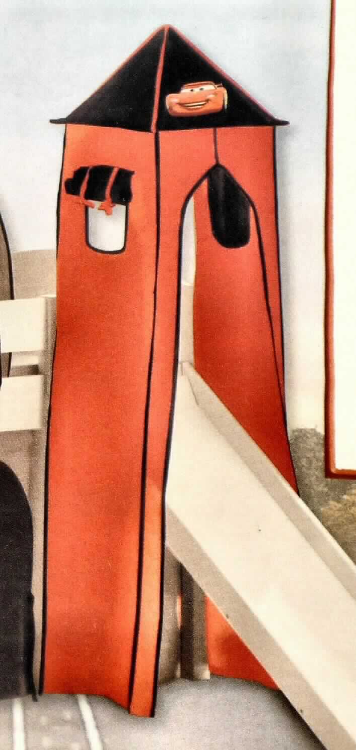 Hochbettausstattung, sog. Turm für Hochbett, Foto siehe Anlage,
- in einem Pappkarton verpackt; mit Befestigungsmaterial und Aufbauanleitung eingehend,
- der Form eines eckigen Turms entsprechend gearbeitet, in den Abmessungen von lt. Antrag 186 cm x 44 cm 
  x 44 cm,
- aus verschiedenen ca. 0,4 mm dicken, einfarbigen Geweben aus lt. Antrag 100 % Baumwolle,
- mit zwei vom Boden bis zur Spitze geschlossenen Seiten, die mit durch angenähte Gewebezuschnitte 
  verschließbaren "Fensteröffnungen" ausgestattet sind,
- mit einer vollständig offen gearbeiteten Rückseite und einer bis auf schmale Seitenränder ebenfalls offen 
  gearbeiteten Vorderseite,
- auf der Vorderseite des "Daches" mit einem Motiv bedruckt,
- an allen Rändern mit kontrastfarbenen Randeinfassungen aus Geweben versehen,
- wird am Einstieg eines Hochbetts angebracht und stellt sich somit als Ware zur Innenausstattung dar; damit 
  keine Ware der Position 6303,
- stellt sich auch nicht als Bettausstattung der Position 9404 dar.

"Andere Ware zur Innenausstattung (Hochbettausstattung), aus Spinnstoffen, keine Ware der Position 9404, 
 aus Geweben, aus Baumwolle, nicht nach dem Batik-Verfahren handbedruckt"
