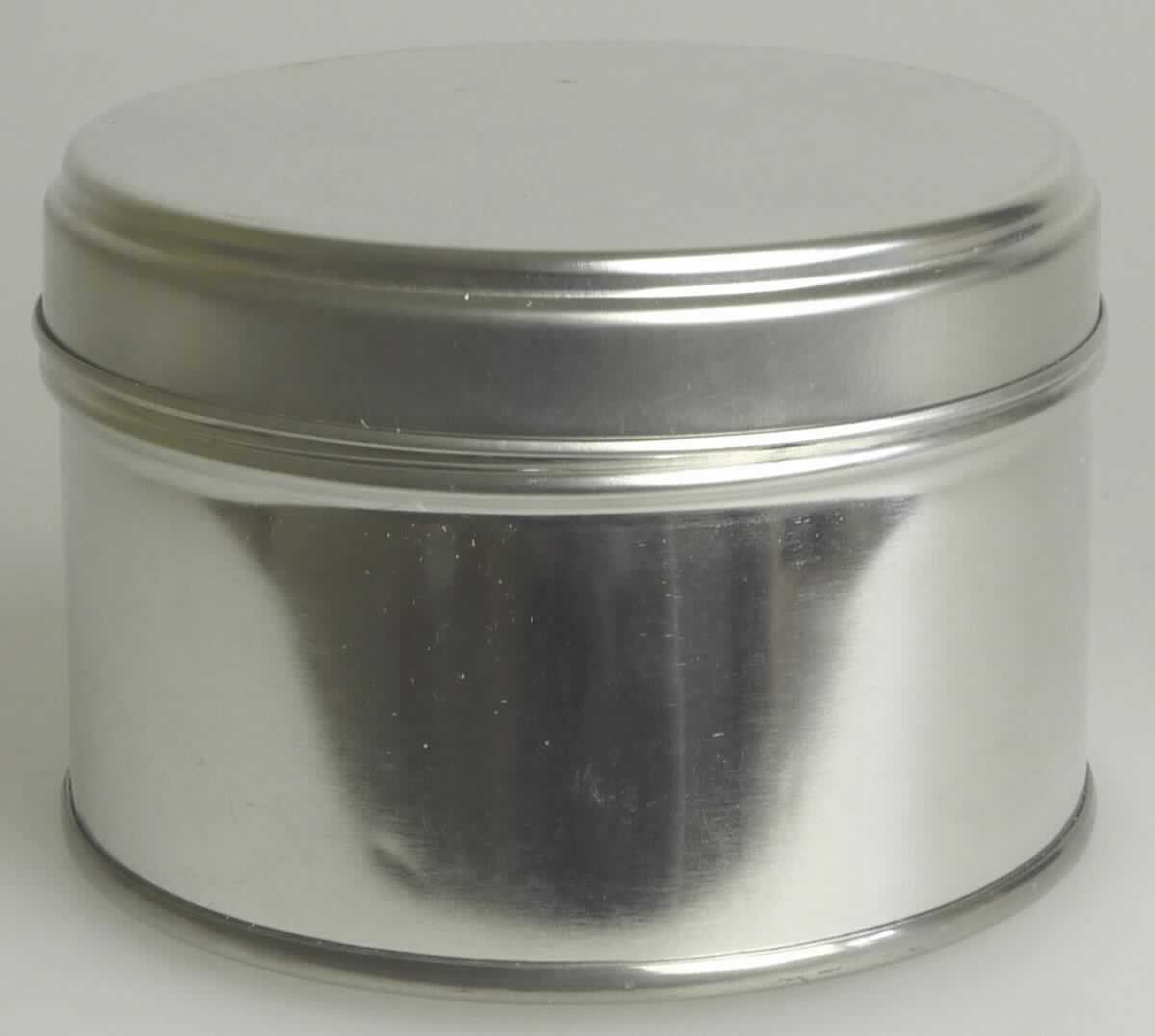 Angaben:
Pigment zur Herstellung von Druckfarben; Zubereitung auf der Grundlage von Pigment Blue 15:3.

Warenbeschaffenheit: 
Dunkelblaue, flüssigpastöse, arttypisch riechende Masse, verpackt in Musterdose.

Befund:
Pigmente (organische) und Zubereitungen auf der Grundlage dieser Farbmittel: Farbmittel C.I. Pigment Blue 15:3 (CAS RN 147-14-8) und Zubereitungen auf dessen Grundlage mit einem Anteil des Farbmittels C.I. Pigment Blue 15:3 von 35 GHT oder mehr.