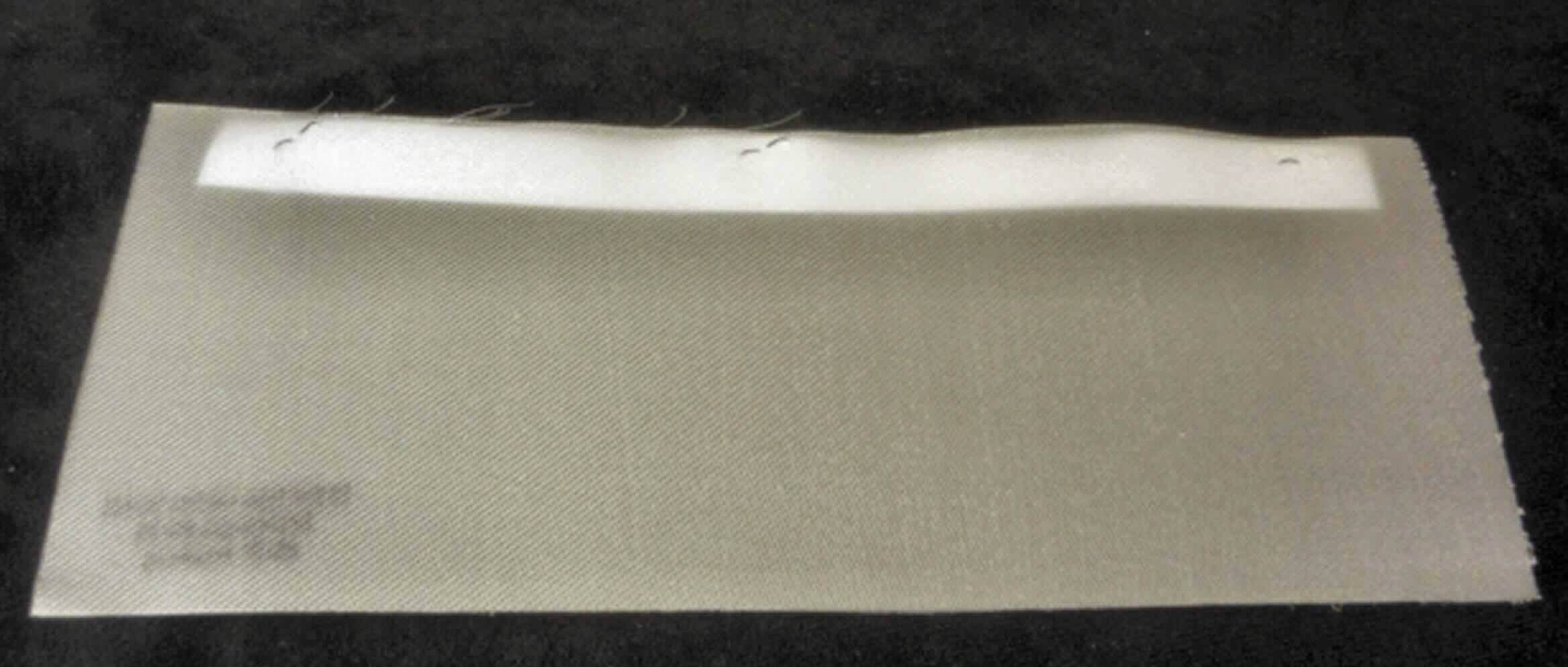 Ware des technischen Bedarfs (Filtertuch), sog. Gewebe aus Polypropylen Monofilament Twill, Foto siehe Anlage,
- als Meterware, laut Antrag mit einer Breite von ca. 220 cm,
- aus einem ca. 0,8 mm dicken, körperbindigen Gewebe aus laut Antrag 100 % Polypropylen (Monofilament;
  synthetische Chemiefasern),
- laut Antrag von der zur Filtration, insbesondere von Fest-/Flüssigkombinationen, in industriellen Anlagen 
  verwendeten Art; in physikalischer Weise dem speziellen Filtrierzweck angepasst (u. a. hohe Dichte).
  
"Ware des technischen Bedarfs (Filtertuch), aus Spinnstoffen, aufgeführt in Anmerkung 7 zu diesem 
 Kapitel, anderes als in den Unterpositionen 5911 10 bis 5911 32 genannte, Filtertücher von der
 zum Pressen von Öl oder zu ähnlichen technischen Zwecken verwendeten Art"