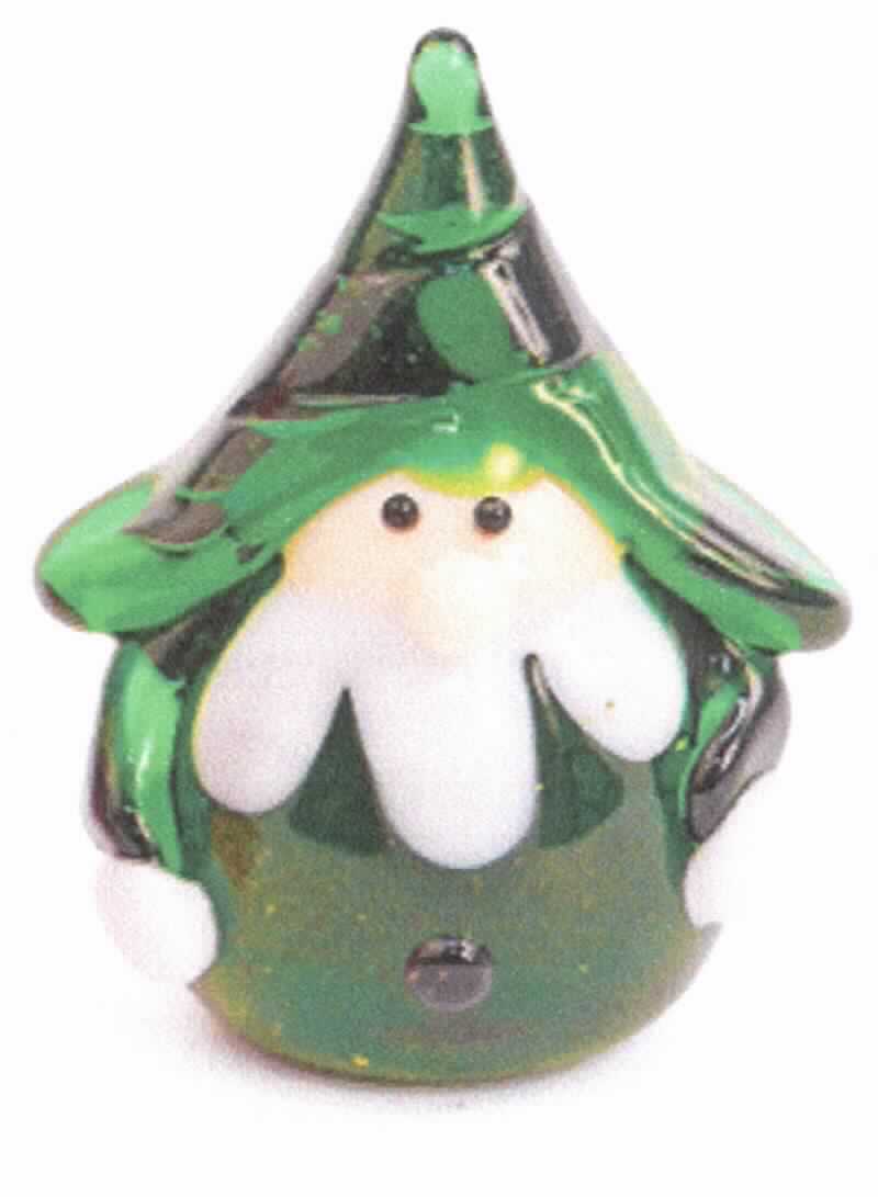 Ziergegenstand aus lampengeblasenem Glas, sog. Santa, Artikel 67020, Foto siehe Anlage,
- ein Warenmuster wurde nicht vorgelegt, die Einreihung erfolgt anhand der Antragsangaben,
- in Form eines weiß-grün-gefärbten Wichtels,
- in den Abmessungen: ca. 4 cm (Höhe) x 3 cm (Breite) x 2 cm (Tiefe),
- aus lampengeblasenem (gesponnenem) Glas,
- die Ware stellt sich aufgrund der fehlenden weihnachtlichen Gestaltung (der Wichtel trägt
  keine Weihnachtsmannmütze) nicht als Weihnachtsartikel der Position 9505 dar.
  
"Ziergegenstand aus lampengeblasenem (gesponnenem) Glas, kein Fantasieschmuck"
