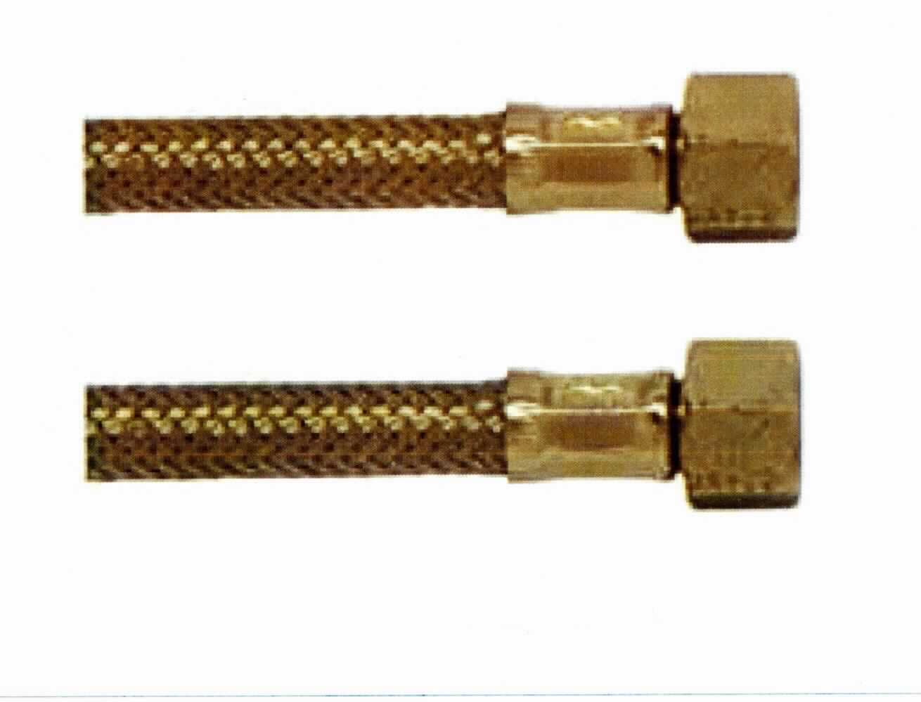 Es handelt sich um etwa 800 mm lange, flexible Schläuche aus einem Drahtgeflecht aus Stahl mit Innenschlauch aus Kunststoff. Die Erzeugnisse sind an beiden Enden jeweils mit einer Presshülse aus Stahl und einem Verbindungsstück aus einer Kupfer-Zink-Legierung mit gewichtsmäßig vorherrschendem Kupfergehalt (Messing) mit Innengewinde (1/2") ausgestattet. Sie werden als Armaturenschläuche im Sanitärbereich verwendet.
Die unedlen Metalle sind aufgrund des Umfangs und des Wertes gegenüber dem Kunststoff charakterbestimmend. Kupfer herrscht gegenüber Stahl gewichtsmäßig vor.
- Antragstellerangaben - 

Abbildung siehe Anlage.

Derartige Erzeugnisse gehören als "andere Schläuche aus unedlen Metallen (Kupfer), auch mit Verbindungsstücken" zur Codenummer 8307 9000 90 0 des Zolltarifs.