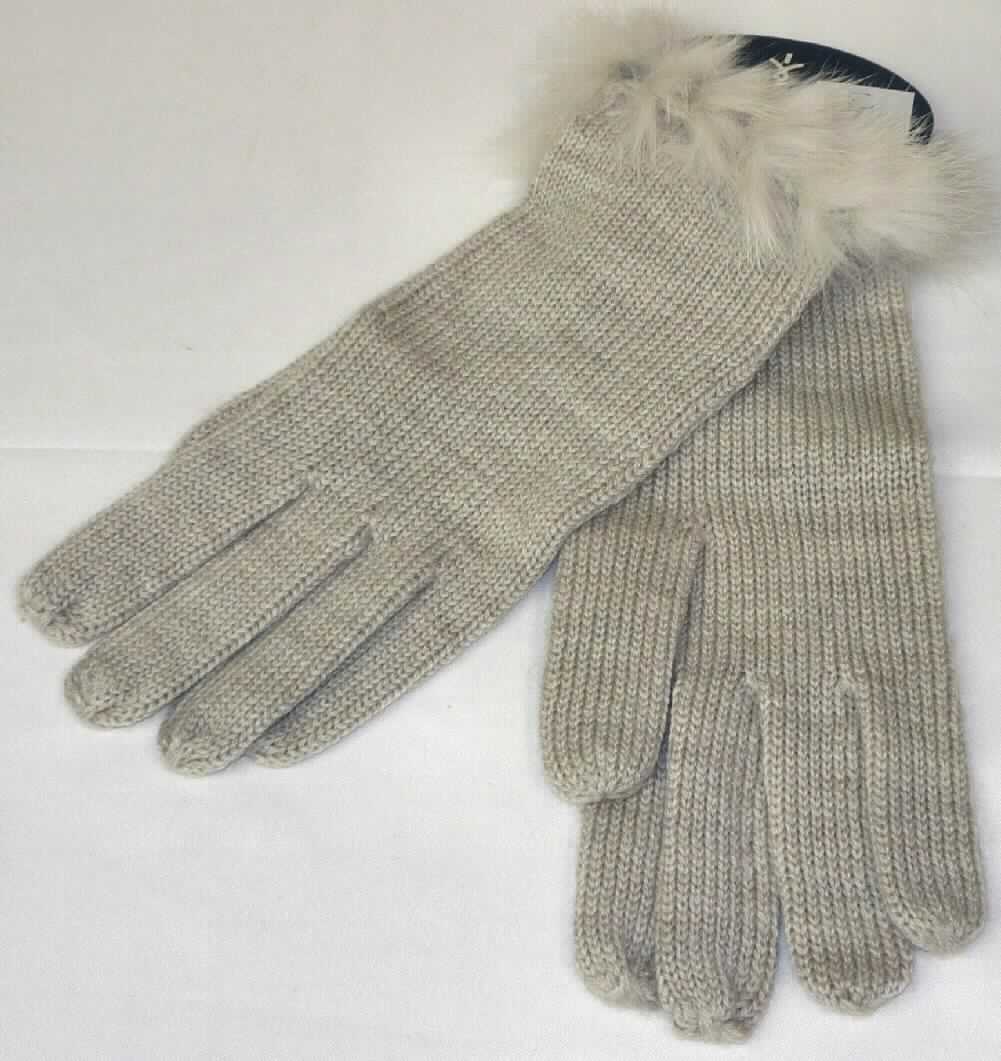 Handschuhe, Art. W04097, in Erwachsenengröße, Foto siehe Anlage,
- als Fünffingerhandschuhe gearbeitet,
- aus ca. 1,7 mm dicken, buntgewirkten Gewirken (melierte Garne) aus laut Antrag Merinowolle,
- im Bereich der Stulpe mit einem einfachen Besatz aus laut Antrag Angorafell.

"Fingerhandschuhe aus Gewirken, keine Ware der Unterposition 6116 10, aus Wolle"