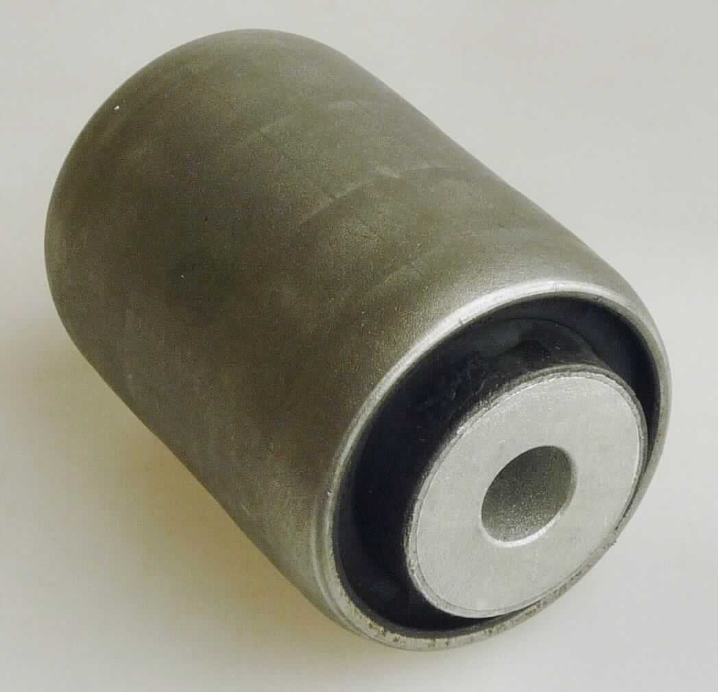 Angaben des Antragstellers: 
Spring Link Bushing aus Kautschuk und Metall

Feststellungen an einem Warenmuster:
Zwei Metallhülsen, die über ein schwarzes, elastisches Material verbunden sind. Das Formteil wird an Kraftfahrzeugen verwendet und dient dort der Schwingungsdämpfung.

Es liegt eine Ware aus Weichkautschuk für Kraftfahrzeuge der Unterposition 4016 9952 vor.