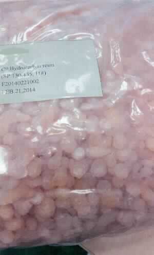 Angaben des Antragstellers: 
C9 Hydrocarbon Resin (CAS-Nr. 64742-16-1) in Form von weißen oder gelben Chips bzw. Granulat.

- Das Harz wird überwiegend aus aromatischen Monomerbausteinen hergestellt - 

Ein Warenmuster wurde nicht vorgelegt.

Befund:
Es liegt ein Kohlenwasserstoffharz der Unterposition 3911 1000 vor.