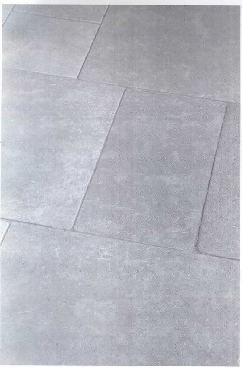 Terrassenplatten ROYAL BLUE -antik-
Bearbeitung: Oberfläche geschliffen & getrommelt, Seiten gesägt
Farbe: dunkelgrau-bläulich
Material: Kalkstein
Herkunft: Vietnam
Größe: 20 x 20 x 3 cm, 85 kg / qm
Größe: 40 x 20 x 3 cm, 85 kg / qm
Größe: 40 x 40 x 3 cm, 85 kg / qm
Größe: 60 x 40 x 3 cm, 85 kg / qm
Größe: 80 x 40 x 3 cm, 85 kg / qm

Befund:
Bearbeitete Werksteine und Waren daraus