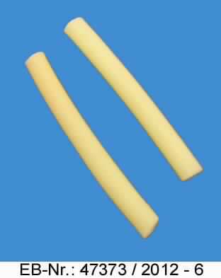Sog. Gummischläuche; es handelt sich um zwei Schlauchabschnitte (Länge ca. 30 mm, Durchmesser ca. 3 mm) aus Weichkautschuk ohne Verstärkung und ohne Verbindungsstücke, die als Ersatzteil bei Fahrradventilen Verwendung finden. 

Die Schlauchabschnitte sind gemeinsam mit einem sog. Universalwerkzeug, einer Raspel aus unedlem Metall, zwei Reifenhebern aus Kunststoff, fünf Flicken aus Kautschuk, einer Tube Klebstoff, einem Hinweiszettel, zwei Anrauplatten aus Kunststoff, einer Luftpumpe, einer Trinkflasche aus Aluminium, einer Tasche für das Universalwerkzeug und drei Steckschlüsseleinsätzen aus unedlem Metall in einer Fahrrad-Rahmentasche für den Einzelverkauf aufgemacht. Diese Waren sind nicht Gegenstand dieser Auskunft.
Eine Einreihung als Warenzusammenstellung in Aufmachung für den Einzelverkauf kommt nicht in Betracht, da die einzelnen Waren nicht zur Befriedigung eines speziellen Bedarfs oder zur Ausübung einer bestimmten Tätigkeit zusammengestellt worden sind. Alle Waren sind deshalb getrennt einzureihen.

Abbildung siehe Anlage.

Derartige Erzeugnisse gehören als "Schläuche aus Weichkautschuk, weder mit anderen Stoffen verstärkt noch in Verbindung mit anderen Stoffen, ohne Formstücke, Verschlussstücke oder Verbindungsstücke" zur Codenummer 4009 1100 00 0 des Zolltarifs (ZT).