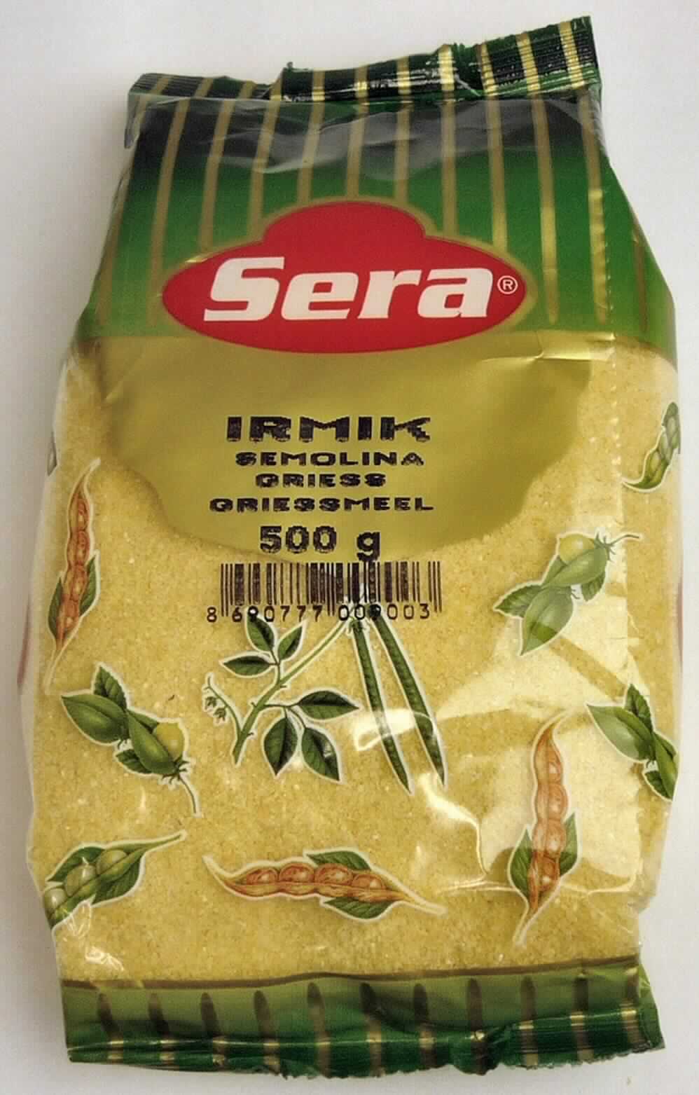 Weichweizengrieß.

Antragsangaben (als zutreffend unterstellt): Grob- und Feingrieß von Weichweizen und Spelz. Bezeichnung: Irmik (Grießmehl). Verkaufseinheit: 20 x 500 g.

Beschaffenheit der vorgelegten Warenprobe: Müllereierzeugnis von blassgelber Farbe, einem Weizengrieß entsprechend, augenscheinlich nicht agglomeriert, abgepackt in einem transparenten, teilweise buntbedruckten Kunststoffbeutel mit einer Beschriftung in mehreren Sprachen. Beschriftung (Auszug): "Irmik. Semolina. Griess. Griessmeel. 500 g".
Aufgrund der Beschaffenheit der Ware kann als zutreffend unterstellt werden, dass der Stärkegehalt mehr als 45 %, der Aschegehalt 2,5 % oder weniger, der Siebdurchgang (Maschenweite 1,25 mm) 95 GHT oder mehr und der Siebdurchgang (Maschenweite 315 µm) weniger als 80 GHT beträgt.

Grobgrieß und Feingrieß von Weichweizen und Spelz.