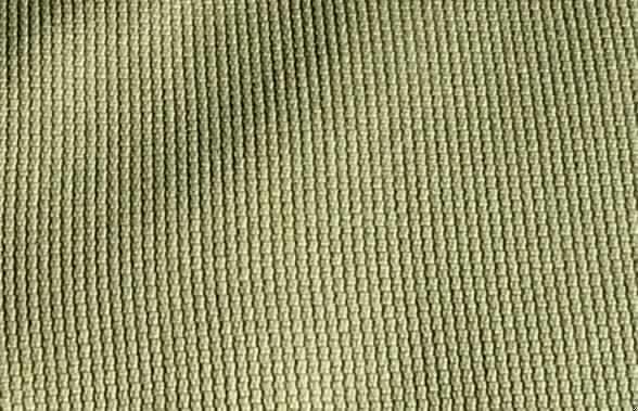 Gewebe, sog. Stoff, Art. Asti 13, Foto siehe Anlage,
- als Meterware,
- mit einer Breite von mehr als 30 cm,
- laut Untersuchungsergebnis: 
-- aus ungezwirnten, nicht hochfesten Garnen aus synthetischen Filamenten (Polyester) und
   Garnen aus synthetischen Spinnfasern (Polyester),
-- mit einem Gesamtanteil an synthetischen Filamenten von 60 GHT und an synthetischen 
   Spinnfasern von 40 GHT,
-- in Musterbindung,
-- gefärbt,
-- geschmirgelt.

"Gewebe aus Garnen aus synthetischen Filamenten, anderes als in den Unterpositionen 
  5407 10 bis 5407 84 genannte, gefärbt"