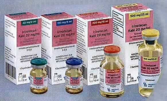 Arzneiware; Konzentrat zur Herstellung einer Infusionslösung

Bei der Ware handelt es sich um ein wirkstoffhaltiges Konzentrat, welches in etikettierten Durchstechflaschen aus Glas zu 40 mg, 100 mg, 300 mg oder 500 mg Wirkstoff abgefüllt ist. Die Durchstechflaschen sind einzeln in einer bunt bedruckten Faltschachtel umverpackt. Das Erzeugnis wird zur Herstellung von Infusionslösungen verwendet. Die Infusionslösungen werden zur Behandlung von Patienten mit fortgeschrittenem kolorektalen Karzinom eingesetzt. Ein Warenmuster wurde nicht vorgelegt. Die Beschreibung beruht auf den Angaben der vorgelegten Fachinformation, deren Angaben zur Zusammensetzung als zutreffend unterstellt werden.

Die Ware ist als Arzneiware, die aus gemischten Erzeugnissen zu therapeutischen oder prophylaktischen Zwecken besteht, dosiert und in Aufmachung für den Einzelverkauf, in die Position 3004 der Kombinierten Nomenklatur einzureihen.