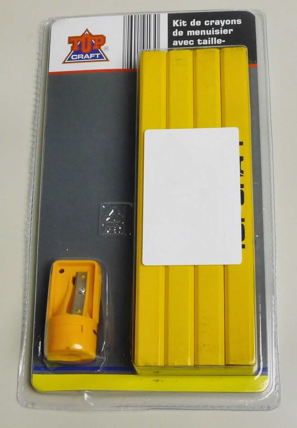 Es handelt sich um eine Warenzusammenstellung in Aufmachung für den Einzelverkauf, bestehend aus
- einem ca. 5,4 cm langen Bleistiftanspitzer mit einem Gehäuse aus orangefarbenen Kunststoff und einer Klinge aus unedlem Metall sowie 
- zwölf unangespitzten, ovalen, ca. 17,5 cm langen Bleistiften mit festem Schutzmantel aus Holz (charakterbestimmender Bestandteil nach Menge, Umfang und Bedeutung für die Verwendung).

Das Set ist unter einer transparenten Kunststoffabdeckung auf einer bedruckten Pappkarte für den Einzelverkauf aufgemacht.

Die Warenzusammenstellung ist als "Bleistift mit festem Schutzmantel" einzureihen.