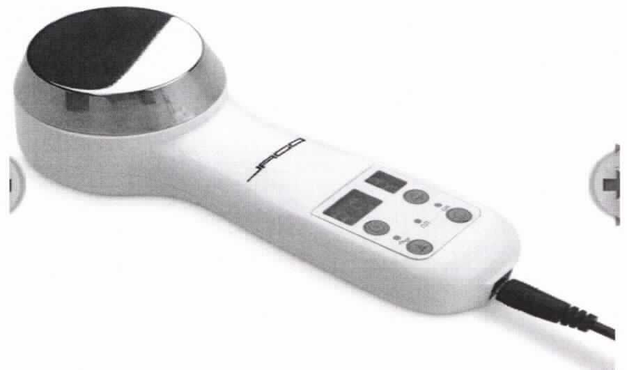 Ultraschall-Massagegerät, FEWM01, in Form eines Handgerätes (Maße: 16 X 6 x 6,2 cm; 280 g), mit integriertem  Ultraschallkopf, mit 47 mm großem Sondenfeld aus Edelstahl, einem Bedienfeld zur Einstellung der Intensität, der Intervalle, der Behandlungsdauer und zum An- und Abschalten, in funktioneller Einheit mit einem AC-Adapter (Gleichrichter) mit Kabel zur Stromversorgung.
Die Ware dient der kosmetischen Gesichtsbehandlung, wobei mit dem Gerät mittels Ultraschallwellen eine Hochfrequenz-Vibrationsmassage durchgeführt wird, bei der in tieferen Hautschichten Mikro-Vibrationen ausgelöst werden, was zu einer Anregung der Blutzirkulation und des Stoffwechsels führt.
Zur äußeren Form siehe Abbildung in der Anlage.

Die Ware wird als "elektrisches Vibrationsmassagegerät" eingereiht.