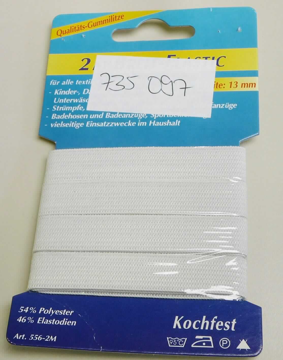 Gewirke, sog. Gummilitze, Art. 735097, Foto siehe Anlage,
- als Meterware auf einer bedruckten Pappkarte aufgebracht,
- laut Antrag mit einer Länge von 2 m und einer Breite von 13 mm,
- aus einem Kettengewirke aus laut Antrag Polyester (synthetischen Chemiefasern) und Fäden aus Elastoiden 
  (Kautschuk); die Antragsangaben von ca. 54 GHT Polyester und 46 GHT Kautschukfäden können als 
  zutreffend angesehen werden; 
- keine Elastomergarne enthaltend, 
- ohne Flor- oder Schlingenoberfläche.

"Gewirke mit einer Breite von weniger als 30 cm und mit einem Anteil an Kautschukfäden von mehr als 5 GHT, 
 anderes als solche der Position 6001"