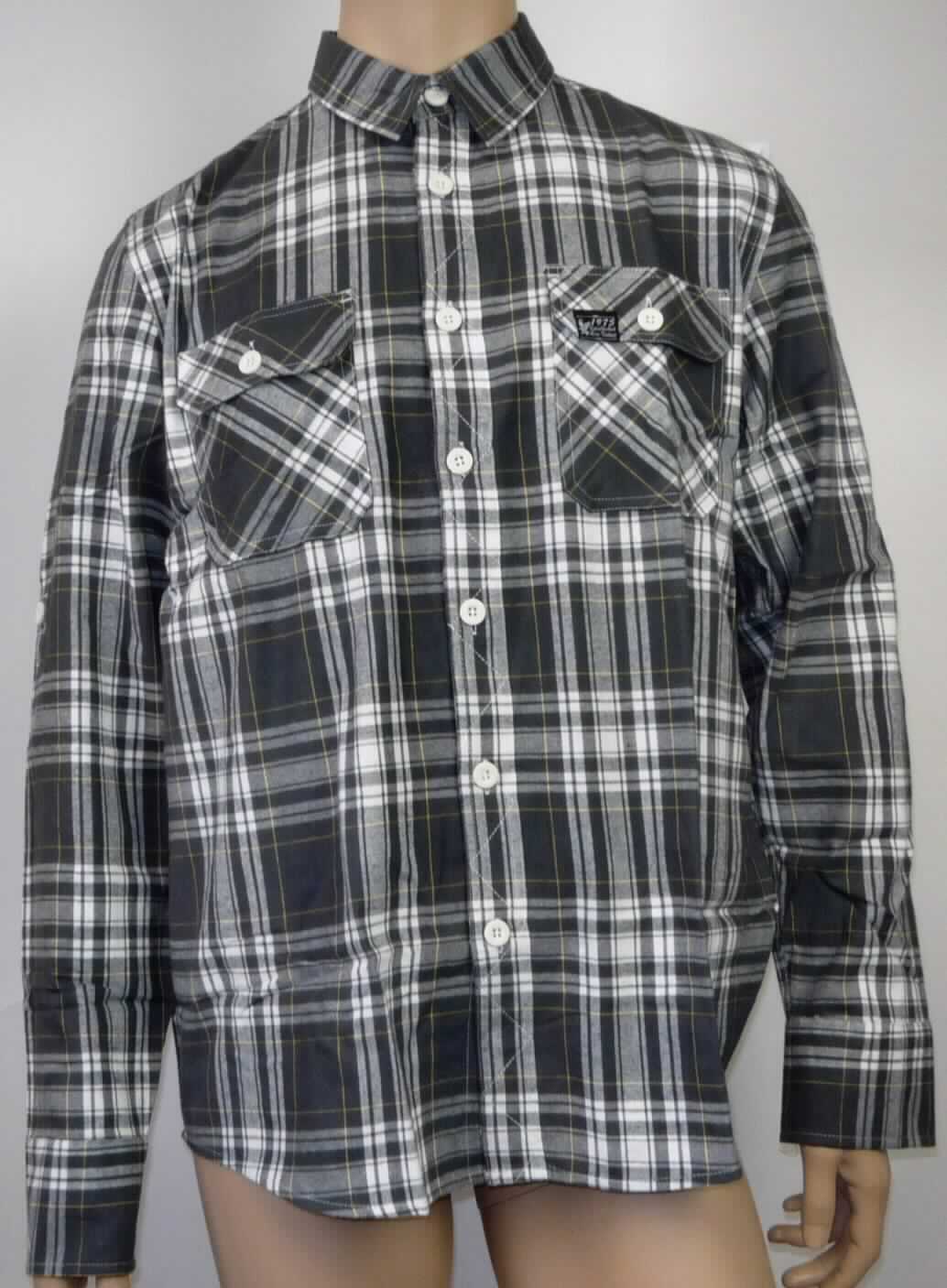 Hemd, sog. Lumberjacke Shirt, grau gemustert, Art.  06-5006-04, Größe XL, Foto siehe Anlage,
- aus etwa 0,5 mm dicken, buntgewebten (karierten) Geweben aus laut Antrag 100% Baumwolle,
- über die Taille reichend (Rückenlänge: etwa 80 cm), hinten abgerundet, vorn etwa 5 cm kürzer gearbeitet,
- mit Umlegekragen,
- im Rücken mit einem Schultersattel,
- vorn mit einer durchgehenden Öffnung mit Knopfverschluss von links über rechts (Männerkleidung),
- mit langen Ärmeln mit manschettenartigen Abschlüssen; auf der Innenseite mit einer angenähten Lasche, 
  im Bereich des Oberarms mit einem Knopf zum Fixieren der aufgerollten Ärmel,
- mit zwei aufgesetzten Brusttaschen mit Patte und Knopfverschluss,
- am unteren Rand durch Umschlagen und Festnähen gesäumt.

"Hemd aus Geweben, für Männer, aus Baumwolle, nicht nach dem Batikverfahren handbedruckt"