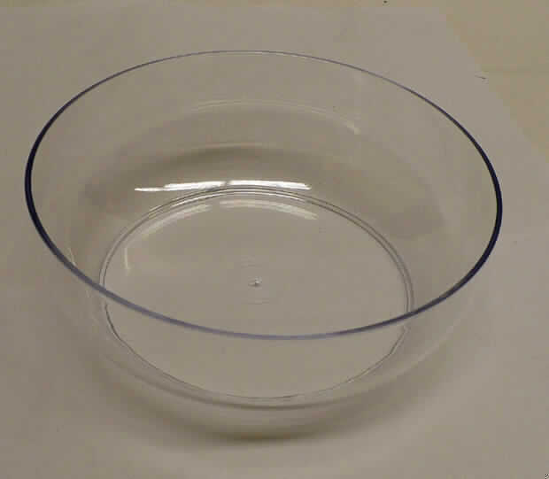 Wiegeschüssel,
- in Form einer runden Schüssel (Durchmesser: 183 mm, Standfläche 133 mm) aus durch-
  sichtigem Kunststoff mit einem spezifischen Standrand (Abbildung siehe Anlage),
- zur Verwendung als Wiegeschüssel für Küchenwaagen.

"Teil, erkennbar ausschließlich für Waagen mit einer Empfindlichkeit von mehr als 50 mg be-
stimmt - Wiegeschüssel"