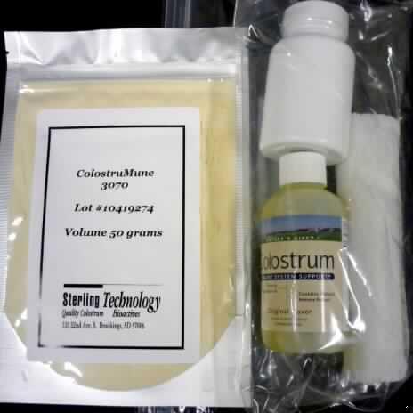 Entcaseiniertes Colostrumpulver

Vorgelegt wurde ein wiederverschließbarer Kunststoffbeutel, der ein gelbliches, feines Pulver mit 
milchigem Geruch enthält. 

Milchfett*: mehr als 1,5 bis 27 GHT
Protein (Kjeldahl, N x 6,38): 70,6 GHT
Trockenmasse: 92,4 GHT
Proteingehalt in der Trockenmasse (ber.): 76 GHT

*: gem. Antragsangaben

Modifizierte Molke, in Pulverform, ohne Zusatz von Zucker oder anderen Süßmitteln, mit einem Proteingehalt 
(Stickstoffgehalt × 6,38) von mehr als 15 GHT und mit einem Milchfettgehalt von mehr als 1,5 bis 27 GHT; 
kein Erzeugnis der Position 3001 der KN, da die Ware nicht zu organotherapeutischen Zwecken aufgemacht ist; 
kein Erzeugnis der Position 3002 der KN, da die Immunoglobuline nicht weiter angereichert wurden.