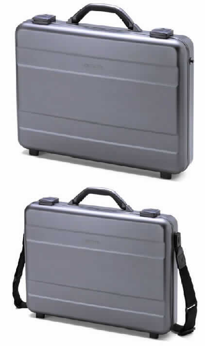 Aktenkoffer, sog. ALU BRIEFCASE 15-17.3 (VPN: D30589), Fotos siehe Anlage,
- mit einer Außenseite aus einer Aluminium; mit vier Stellfüßen aus Kunststoff,
- mit einem Handtragegriff und einem abnehmbaren, verstellbaren Schultertragegurt,
- mit zwei Schnappschlössern, 
- mit einem aufklappbaren, gefütterten Deckel,
- - mit einem Dokumentenfach mit mehreren aufgesetzten Taschen (u. a. für ein Tablet),
- - mittels einer gepolsterten Trennlage vom Bodenfach abgegrenzt,
- mit einem Bodenfach,
- - gepolstert und mit Spinnstoff ausgekleidet,
- - mit einem Klettband zur Befestigung eines Notebooks, einem verstellbaren Trennsteg
    sowie mit einem abnehmbaren Innenfach (u. a. für Kabel) ausgestattet,
- in den Abmessungen: ca. 49 cm (Breite) x 38 cm (Höhe) x 10 cm (Tiefe).

"Aktenkoffer, mit Außenseite aus Aluminium"