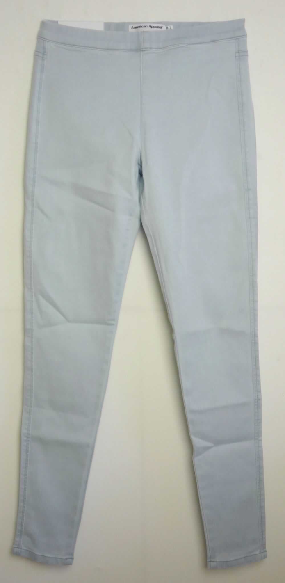 Lange Hose, sog. Jeanshose, Art. RSAMS3341, Größe S, Foto siehe Anlage,
- aus ca. 0,6 mm dicken, buntgewebten Denimgeweben aus laut Antrag 77 % Baumwolle, 21 % Polyester
  und 2 % Elasthan (beides synthetische Chemiefasern)
- in der Taille abschließend, mit einem angesetzten, ca. 3 cm breiten Bund,
- ohne Öffnung und ohne Verschluss; ohne Hinweise auf den Trägerkreis (unisex), damit keine Ware der 
  Position 6203,
- mit knöchellangen Hosenbeinen,
- an den Beinabschlüssen durch Umschlagen und Festnähen gesäumt,
- keine Arbeits- und Berufskleidung.

"Lange Hose, aus Geweben, für Frauen, aus Baumwolle, keine Arbeits- und Berufskleidung, aus Denim, nicht nach
 dem Batik-Verfahren handbedruckt"