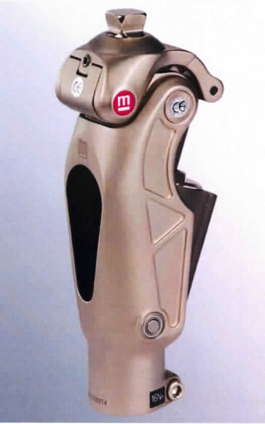 Künstliches Kniegelenk, sog. medi OP4, Art.-Nr. 1.720.177, Gewicht 680 g, Einbauhöhe 198 mm, für ein maximales Körpergewicht von 100 kg, in Form eines monozentrischen (einachsigen) Bremskniegelenkes mit pneumatischer Schwungphasensteuerung, im Wesentlichen bestehend aus einem speziell gestalteten Gestell aus Aluminium (Kniegelenkrahmen), welcher proximal einen Pyramidenadapter zur Befestigung am Oberschenkel-Amputationsstumpf des Patienten aufweist. Eine integrierte Rohraufnahme zur Verbindung mit einer Unterschenkelprothese (nicht Gegenstand dieser Auskunft) bildet den distalen Anschluss.
Äußere Form: siehe Abbildung in der Anlage.
Die Kniegelenkprothese wird als dauerhafter Ersatz für das menschliche Kniegelenk nach einer Oberschenkelamputation bzw. Knieexartikulation (Abnahme des Beins im Kniegelenk) verwendet. 

Die Ware wird als "künstliches Körperteil in Form eines künstlichen Gelenks für Menschen, nicht von den Unterpositionen (HS) 9021 21 bis 9021 29 erfasst" eingereiht.