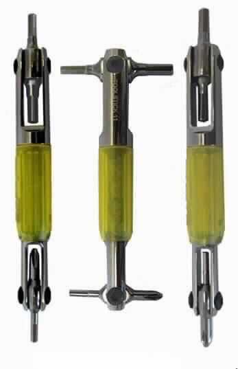 "Toolstick";

- mit freiem Arm zu handhabendes Erzeugnis mit arbeitendem Teil aus unedlem Metall, 
  in Form eines länglichen runden Griffes, zum Teil mit Gummi überzogen; an einem 
  Ende mit jeweils einem schwenkbaren Kreuzschlitz- und Innensechskantschraubendreher, 
  an dem anderen Ende mit zwei Innensechskantschraubendrehern, diese weisen 
  verschiedene Größen (3, 4 und 5 mm) auf

- dient zum Festziehen und Lösen von Kreuz- und Innensechskantschrauben

- kann gleichermaßen als Winkelschraubendreher (Pos 8204) als auch als Schraubendreher
  mit geradem Antrieb (Pos 8205) genutzt werden, aufgrund der verschiedenen Funktionen
  ist das Erzeugnis in Anwendung der AV 3 c) der letztgenannten der in Betracht kommenden
  Positionen zuzuweisen

- an einem bedruckten Pappreiter aufgemacht

Abbildung siehe Anlage.

Derartige Erzeugnisse gehören als "Handwerkzeuge (Schraubendreher) anderweit weder 
genannt noch inbegriffen, mit arbeitendem Teil aus unedlem Metall" zum 
TARIC-Code 8205 4000 00.