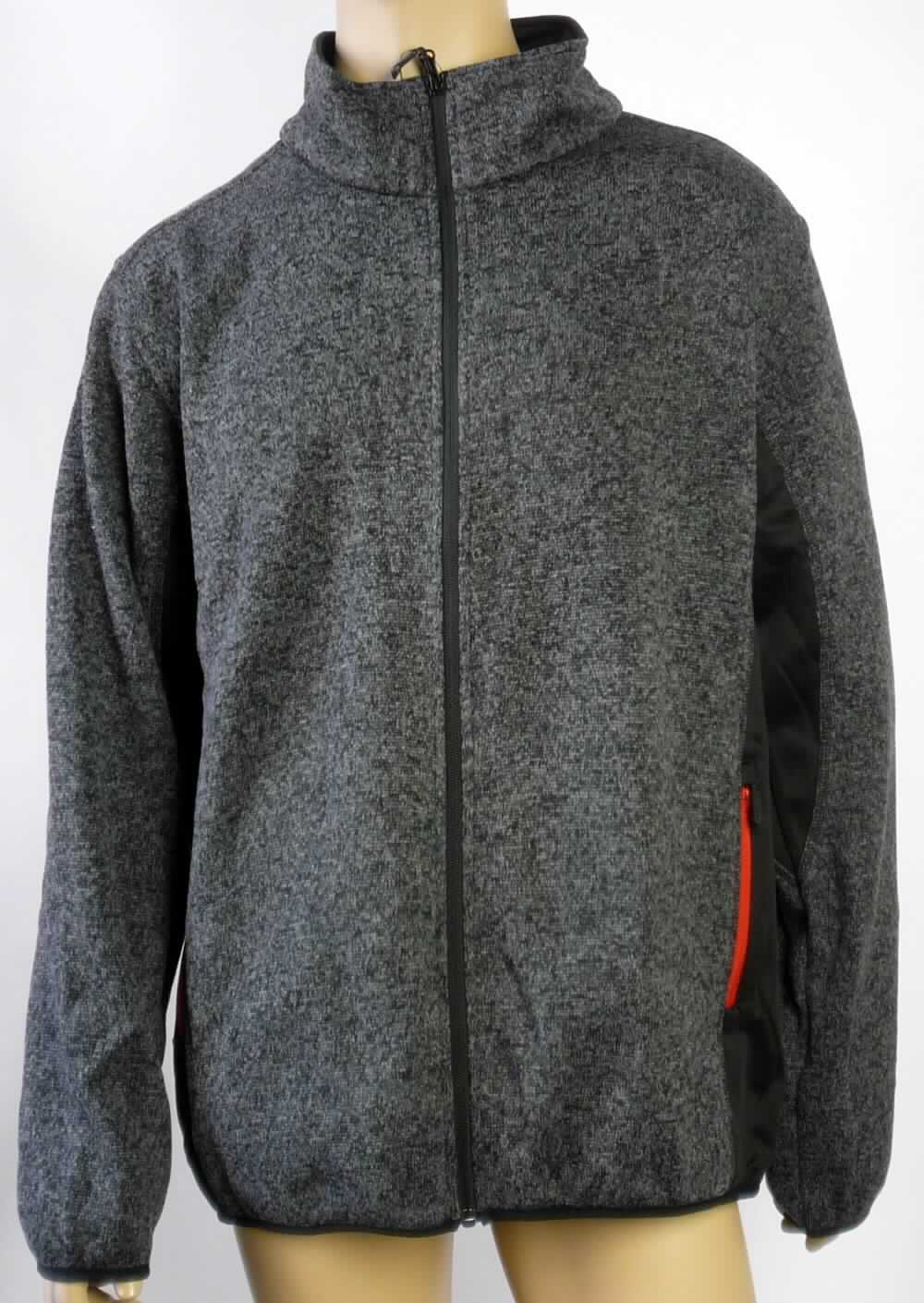 Blouson, sog. Men`s knit Fleece Jacket, Art. 7700, Größe XXL, Foto siehe Anlage,
- aus ca. 2,2 mm dicken, einseitig (Innenseite) gerauten, buntgewirkten Gewirken (melierte Garne) und 
  aus ca. 1,1 mm dicken, einseitig (Innenseite) gerauten, einfarbigen Gewirken, beide Gewirke aus laut Antrag 
  100 % Polyester (synthetische Chemiefasern),
- über den Schritt reichend (Rückenlänge: ca. 78 cm), vorn bogenförmig und bis zu 3 cm kürzer gearbeitet,
- mit einem Stehkragen,
- mit einer durchgehenden Öffnung mit Reißverschluss,
- ohne Hinweise auf den Trägerkreis (unisex),
- mit langen Ärmeln, die über den unteren Rand des Kleidungsstücks hinausreichen; an den Ärmelenden
  mit schmalen, elastischen Gewebebändern eingefasst,
- vorn mit zwei eingesetzten Taschen mit Reißverschluss unterhalb der Taille, 
- am unteren Rand mit einem schmalen, elastischen Gewebeband eingefasst und leicht verengt.
 
"Blouson, aus Gewirken, für Frauen, aus Chemiefasern"