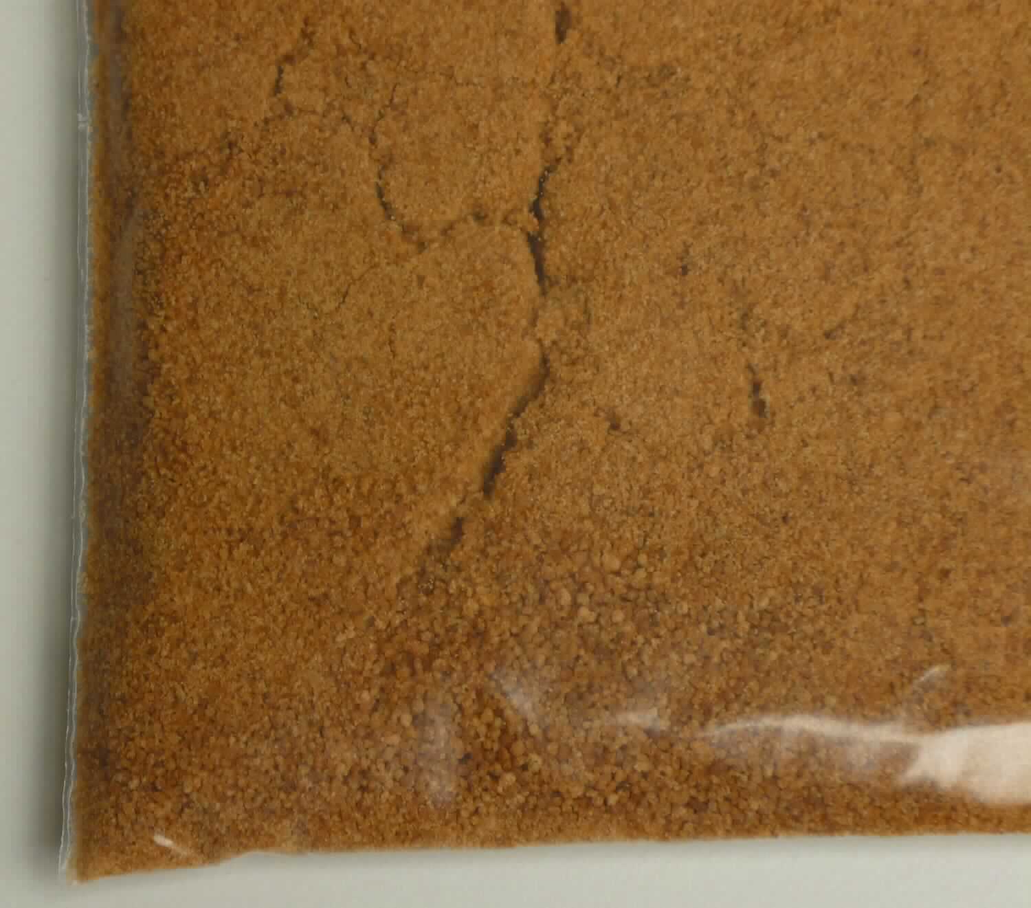 Anderer Zucker; Kokosblütenzucker

Bei der vorgelegten Ware handelt es sich nach den Angaben um Kokosblütenzucker, gewonnen aus dem natürlichen Auszug der Kokosblüte. Die Ware stellt sich als braunes, kristallines Pulver mit süßem, karamellartigem Geschmack dar. 

Die Ware ist als anderer Zucker in die Position 1702 der Kombinierten Nomenklatur einzureihen.