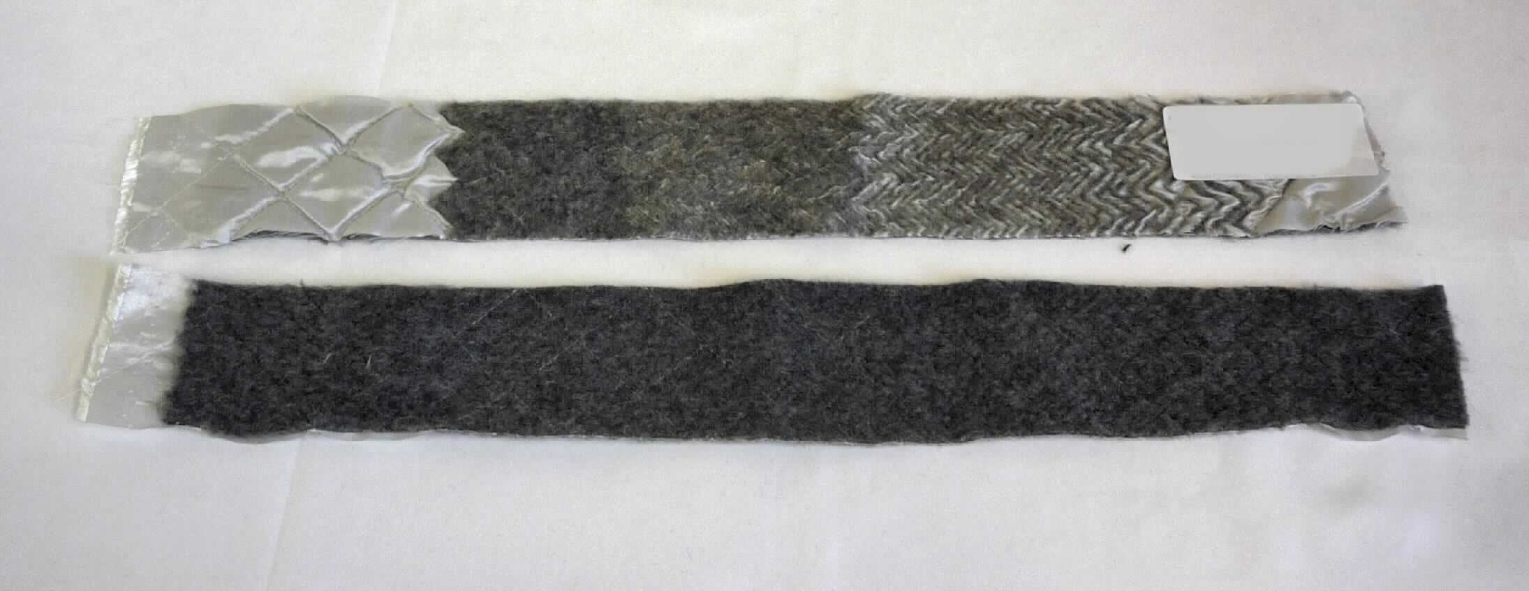 Stickerei, sog. Oberstoff zur Herstellung von Bekleidung, Art. 3611, Foto siehe Anlage,
- als Meterware; mit einer Breite von laut Antrag 140 cm,
- laut Untersuchungsergebnis:
-- zweilagig gearbeitet:
--- eine Lage aus einem einfarbigen Gewebe aus synthetischen Chemiefasern,
--- die andere Lage aus einem buntgewirkten Schlingengewirke (melierte Garne) aus synthetischen Chemiefasern,
-- die beiden Lagen sind in spezieller Weise rautenförmig abgesteppt und nachträglich partiell vernadelt,
-- stellt sich als maschinelle Stickerei mit Ober- und Unterfaden dar,
-- keine Ätzstickerei oder Stickerei mit herausgeschnittenem Grund
- mit einem Wert von laut Antrag 32,44 EURO je kg Eigengewicht.

"Stickerei als Meterware, andere als Ätzstickereien und Stickereien mit herausgeschnittenem Grund, aus 
 Chemiefasern, mit einem Wert von mehr als 17,50 EUR je kg Eigengewicht, nicht handgearbeitet"