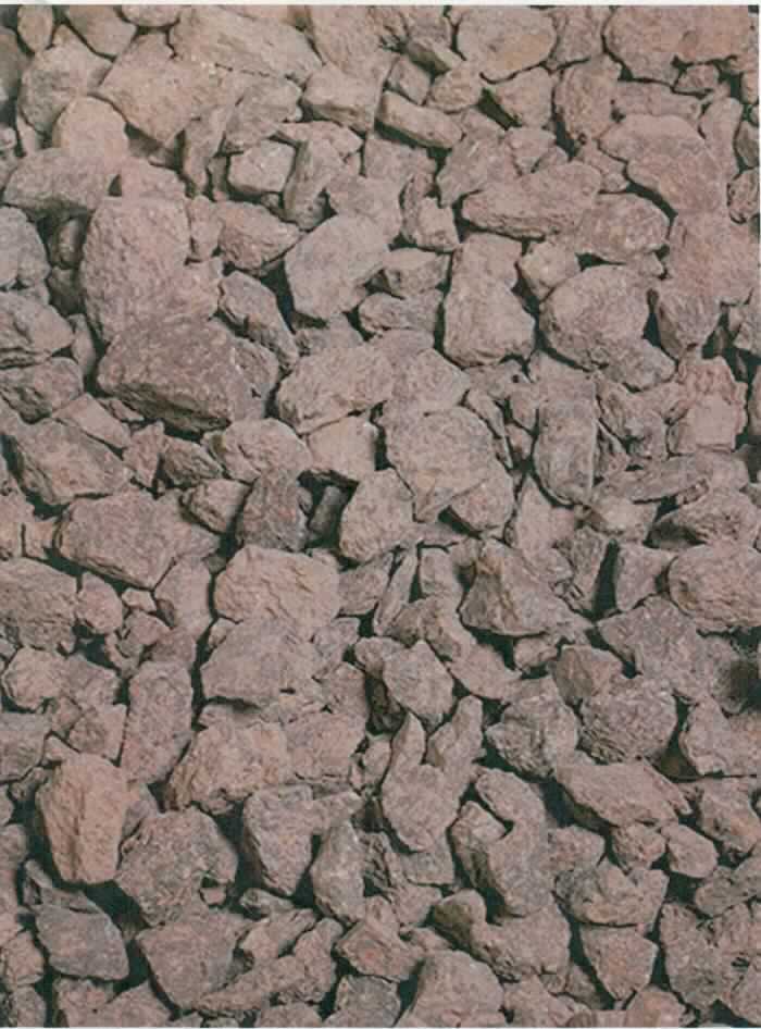 Angaben:
Splitt QUARZPORPHYR 
Bearbeitung: gebrochen 
Farbe: rotbraun 
Material: Porphyr 
Herkunft: Deutschland 
Größe: 8-16 mm  
Größe: 16-32 mm 

Befund:
Körnungen von Steinen der Position 2516