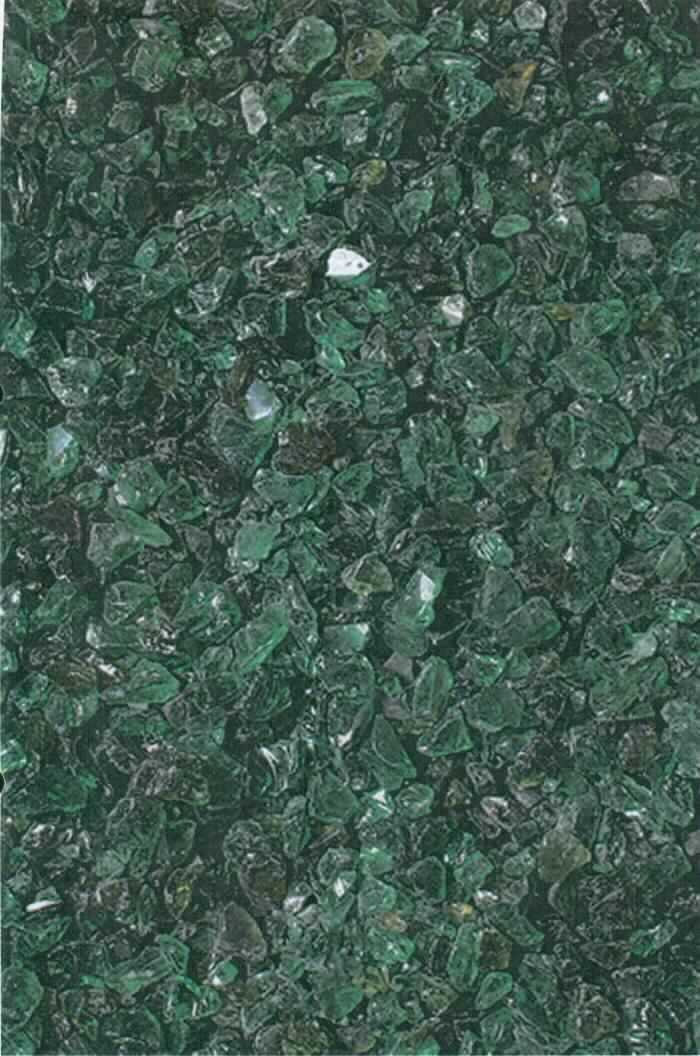Scherben von Glas, sog. Splitt GLAS -dunkelgrün, Artikel SG3260103, Foto siehe Anlage,
- in Form von unregelmäßig geformten Brocken aus Glas,
- mit unregelmäßigen Bruchkanten (ohne scharfe Kanten),
- laut Antrag mit einer Größe (Körnung) von 5 mm bis 10 mm,
- soll zu Dekorationszwecken im Gartenbereich verwendet werden,
- aufgrund der Größe der Glasstücke kein Glas der Position 3207.

"Bruchglas und andere Abfälle und Scherben von Glas"