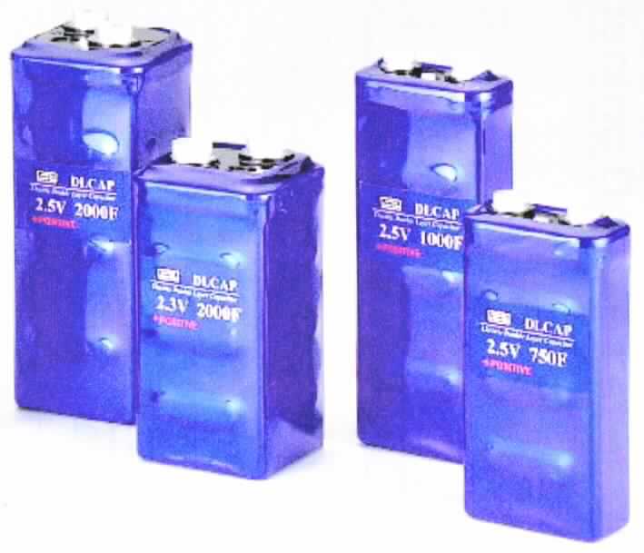 Elektrischer Doppelschicht-Festkondensator,
- mehrlagig, mit einem Dielektrikum aus Papier in einem quaderförmigen Gehäuse mit zwei
  Anschlussstiften, 
- zur Speicherung elektischer Energie.

"Elektrischer Festkondensator, kein Leistungskondensator, Papierkondensator"