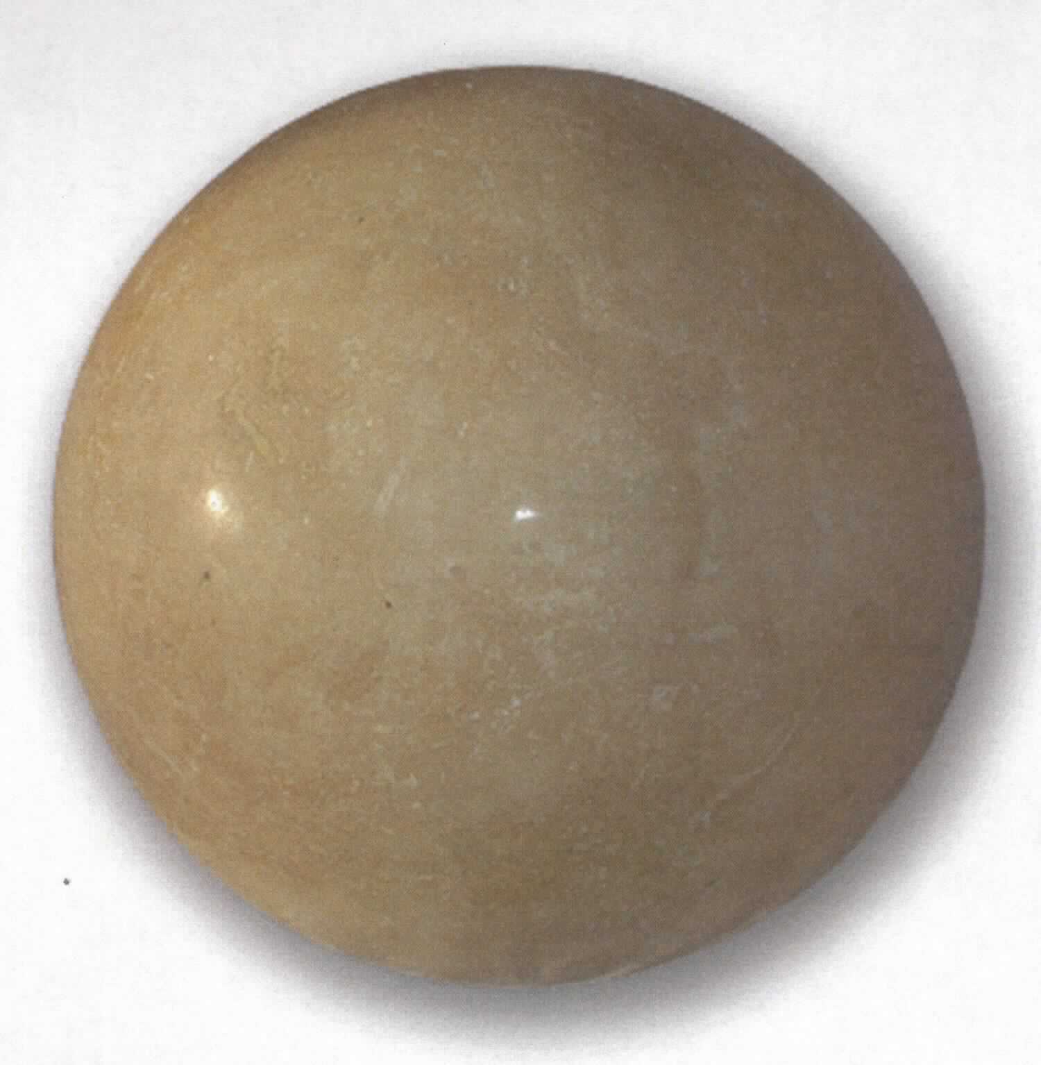 Angaben:
Kugeln VANILLA ROMANA® 
Bearbeitung: Oberfläche geschliffen. Bei diesen handgearbeiteten Steinmetzarbeiten handelt es sich um Unikate, die in der Struktur variieren können. 
Farbe: creme-beige 
Material: Travertin 
Herkunft: Türkei 
Größe: dia. 30 cm 40 kg / Stück 
Größe: dia. 40 cm 100 kg / Stück 
Größe: dia. 50 cm 190 kg / Stück 
Größe: dia. 60 cm 320 kg / Stück

Befund:
Bearbeitete Werksteine und Waren daraus