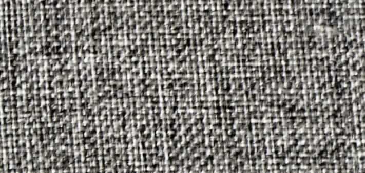 Gewebe, sog. Möbelbezugsstoff Richmond, Foto siehe Anlage,
- als Meterware, mit einer Breite von lt. Antrag 142 cm,
- laut Untersuchungsergebnis:  
-- aus Polypropylen-Spinnfasern (synthetische Spinnfasern),
-- buntgewebt (melierte Garne),
-- in Leinwandbindung.

"Gewebe aus synthetischen Spinnfasern (Polypropylen), mit einem Anteil an diesen Spinnfasern von mehr
 als 85 GHT, buntgewebt"