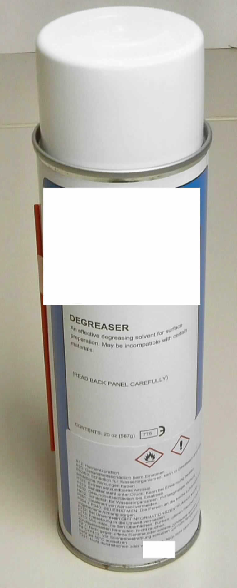 Degreaser

Angaben: 
Das Erzeugnis soll zum Entfetten von Metalloberflächen verwendet werden. Nach dem vorgelegten Sicherheitsdatenblatt und der Etikettierung handelt es sich um eine 567-g-Aerosoldose, die mit ca. 90 % trans-1,2-Dichlorethen (CAS-Nr. 124-38-9) und ca. 10 % Kohlendioxidgas (als Treibmittel) gefüllt ist.

Feststellungen:
Vorgelegt wurde eine etikettierte 567-g-Aerosoldose mit Schutzkappe und Entnahmeventil, aus der eine schnell verdampfende, nach Lösungsmitteln riechende klare, farblose Flüssigkeit entnommen werden kann.

Befund: 
Zusammengesetzte organische Löse- und Verdünnungsmittel, anderweit weder genannt noch inbegriffen; Zubereitungen zum Entfernen von Farben oder Lacken