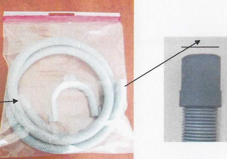 Angaben des Antragstellers:
Geräteanschluss-Spiral-Ablaufschlauch für Wasch- und Spülmaschinen.
Schlauchlänge: 2,50 m; Muffen: 19 mm und 22 mm
Materialien: Schlauch: Polypropylen; Muffen: thermoplastische Elastomere.

Ein Warenmuster wurde nicht vorgelegt.
Entsprechend einer Abbildung liegt eine Warenzusammenstellung aus einem biegsamen Kunststoffspiralschlauch mit Anschlussmuffen und einer U-förmigen Halterung aus Kunststoff in einer Kunststofffolienverpackung vor.

Befund:
Der Charakter der vorliegenden Warenzusammenstellung wird durch den enthaltenen Schlauch bestimmt. Dieser stellt sich als biegsamer, weder verstärkter noch mit anderen Stoffen verbundener Kunststoffschlauch mit Anschlussstücken im Sinne der Position 3917 dar.