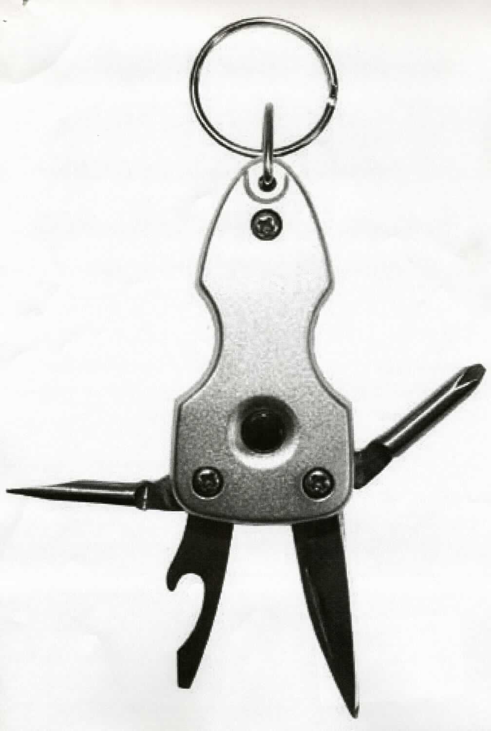 "Werkzeugset"; Ware aus verschiedenen Bestandteilen, bestehend aus

- einem Klappmesser (Taschenmesser) mit schneidender Klinge (charakterbestimmend), das gemeinsam 
  unlösbar mit einem Kapselheber, einem Schlitz- und Kreuzschraubendreher in ein Gehäuse 
  mit integrierter LED-Taschenlampe eingesetzt ist

- einem Schlüsselring, welcher mittels einer Befestigungsvorrichtung am Gehäuse angebracht 
  ist 

- vollständig aus unedlem Metall (lt. Antragsteller)

- Abmessungen: 6 x 3 x 1,8 cm 

Abbildung siehe Anlage.

Derartige Erzeugnisse gehören als "Messer mit schneidender, nicht feststehender Klinge aus 
unedlem Metall, kein Messer der Pos. 8208" zum TARIC-Code 8211 9300 00.