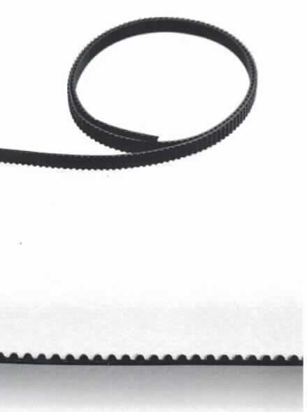 Angaben des Antragstellers:
GT2 Zahnriemen
Material: Neopren und Fiberglasgeflecht im Kern, nylonummantelt
Breite: 6 mm, Teilung: 2 mm

Untersuchungsergebnisse an einem Warenmuster:
Offener Zahnriemen mit abgerundetem Zahnprofil aus einem schwarzen, elastischen Material (Länge: ca. 46 cm; Breite: ca. 6 mm).

Befund:
Es liegt ein anderer Treibriemen aus Kautschuk im Sinne der Position 4010 vor.
