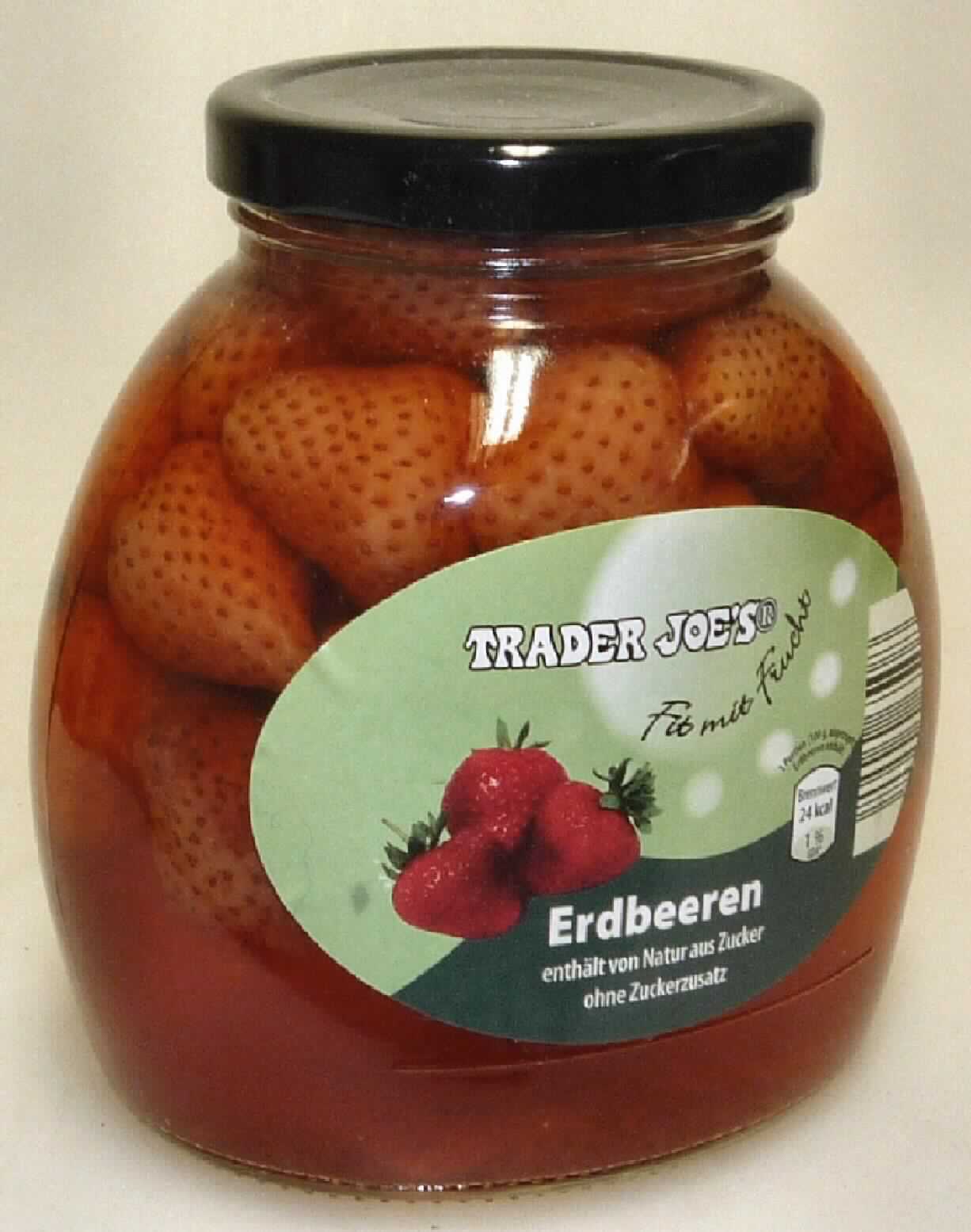 Erdbeeren, zubereitet.

Antragsangaben (als zutreffend unterstellt): Obstkonserve, Erdbeeren, ohne Zuckerzusatz, 580 ml. Zutaten: Erdbeeren, Wasser, Süßstoffe, Zitronensäure, Ascorbinsäure, Calciumlactat, Farbstoff.

Äußere Beschaffenheit des vorgelegten Warenmusters: ganze, rötliche, weiche Erdbeeren ohne Kelch und Stiel, eingelegt in einer roten, klaren Flüssigkeit. Geschmack: süß, fruchtig, nach Erdbeeren. Aufmachung: in einem etikettierten Originalkonservenglas für den Einzelverkauf aufgemacht. Warenaufschrift (auszugsweise): "Erdbeeren mit Süßungsmitteln; Füllmenge: 530 g; Abtropfgewicht: 210 g". Alkohol (gem. Angabe): nicht enthalten. Zuckerzusatz i. S. der ZAnm 3, 2. Anstrich zu Kap 20 (gem. Untersuchungsergebnis): nicht enthalten.

Früchte, Nüsse und andere genießbare Pflanzenteile, in anderer Weise zubereitet oder haltbar gemacht, auch mit Zusatz von Zucker, anderen Süßmitteln oder Alkohol, anderweit weder genannt noch inbegriffen, Erdbeeren, ohne Zusatz von Alkohol, ohne Zusatz von Zucker, in unmittelbaren Umschließungen mit einem Gewicht des Inhalts von weniger als 4,5 kg, nicht in Form von Flocken oder Pulver.