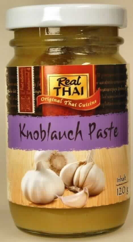 Knoblauchpaste.

Antragsangaben (als zutreffend unterstellt): Knoblauchpaste. Aufmachung: in einem 120 g-Glas. Zur Zusammensetzung der Ware wurden vertrauliche Angaben gemacht.

Beschaffenheit des vorgelegten Warenmusters: beigefarbene, leicht bewegliche, leicht salzig, scharf und nach Knoblauch schmeckende Masse. Gehalt an freier flüchtiger Säure i. S. der ZAnm 1 zu Kap 20 (gem. Angabe): mehr als 0,5 GHT. Zuckerzusatz (gemäß Angabe): enthalten. Aufmachung: in einem etikettierten Originalschraubdeckelglas für den Einzelverkauf aufgemacht. Warenaufschrift (deutschsprachig, auszugsweise): "Knoblauch Paste; Inhalt 120g."

Der Knoblauch wurde über das im Kapitel 7 inbegriffene Maß hinausgehend bearbeitet. Die Ware weist nicht die Beschaffenheit eines Erzeugnisses der Position 2103 der KN auf.

Früchte, Nüsse und andere genießbare Pflanzenteile, mit Essig oder Essigsäure zubereitet oder haltbar gemacht, andere als unter den TARIC-Codes 2001 1000 11 bis 2001 9097 89 der Kombinierten Nomenklatur angeführt, mit Zusatz von Zucker.