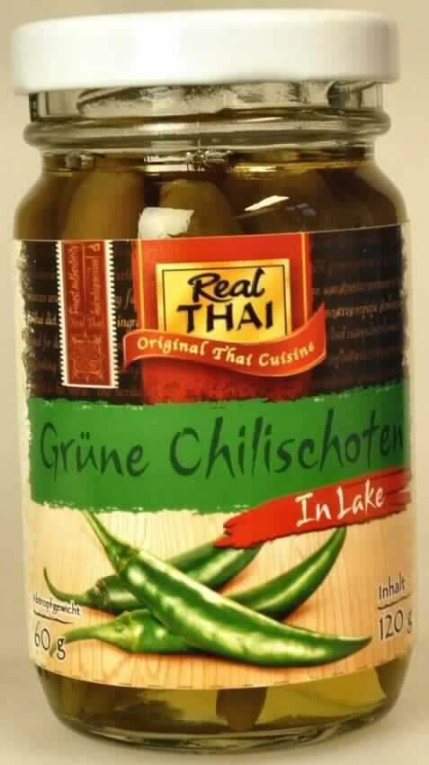 Chilischoten, eingelegt.

Antragsangaben (als zutreffend unterstellt): Grüne Chili in Lake. Aufmachung: in einem 120 g-Glas. Zur Zusammensetzung der Ware wurden vertrauliche Angaben gemacht.

Beschaffenheit des vorgelegten Warenmusters: grüne, ganze, ca. 7 cm lange Chilischoten in einer wässrigen, klaren, grünlichen Aufgussflüssigkeit. Geruch: nach Chili. Geschmack: sehr scharf, mit brennendem Geschmack. Gehalt an freier flüchtiger Säure i. S. der ZAnm 1 zu Kap 20 (gem. Angabe): mehr als 0,5 GHT. Aufmachung: in einem etikettierten Originalschraubdeckelglas für den Einzelverkauf aufgemacht. Warenaufschrift (deutschsprachig, auszugsweise): "Grüne Chilischoten in Lake; Inhalt 120 g; Abtropfgewicht: 60 g."

Früchte, Nüsse und andere genießbare Pflanzenteile, mit Essig oder Essigsäure zubereitet oder haltbar gemacht, andere, Früchte der Gattung "Capsicum", mit brennendem Geschmack.