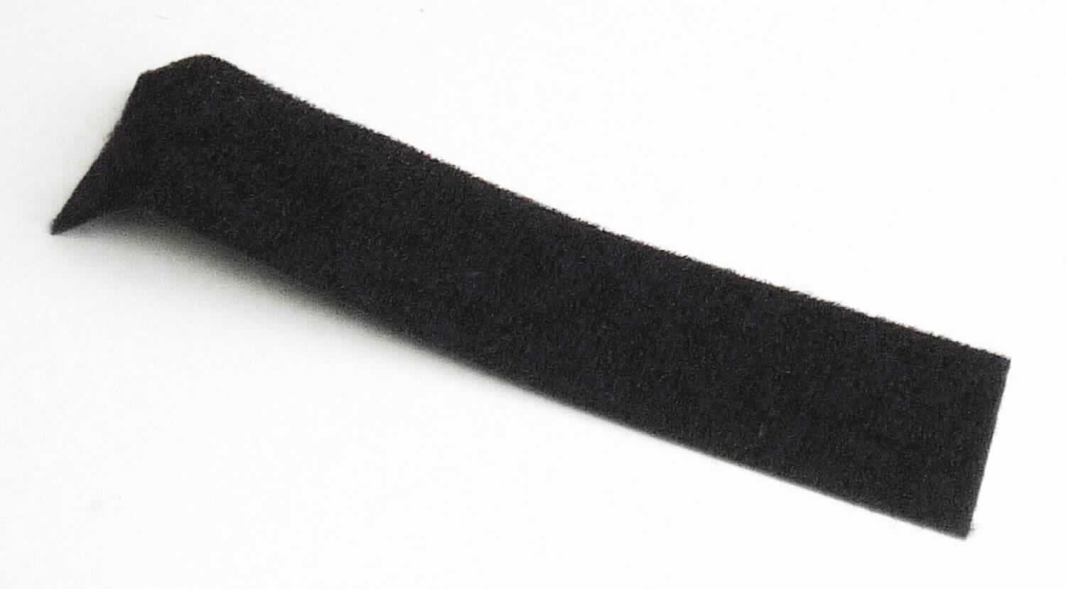 Gewirke, sog. Velourband, Y40101, Foto siehe Anlage,
- als Meterware, mit einer Breite von 30 mm und einer Länge von laut Antrag 25 m,
- laut Untersuchungsergebnis:
-- gerautes Kettengewirke aus synthetischen Chemiefasern (laut Antrag: Polyamid),
-- keine Elastomergarne oder Kautschukfäden enthaltend,
-- keine Raschelspitze,
- ohne Flor- oder Schlingenoberfläche,
- wird in Wirktechnik hergestellt, u. a. somit keine Ware der Position 5806.

"Gewirke, mit einer Breite von weniger als 30 cm, anderes als solche der Positionen 6001 und 6002, aus 
 synthetischen Chemiefasern, keine Raschelspitze"