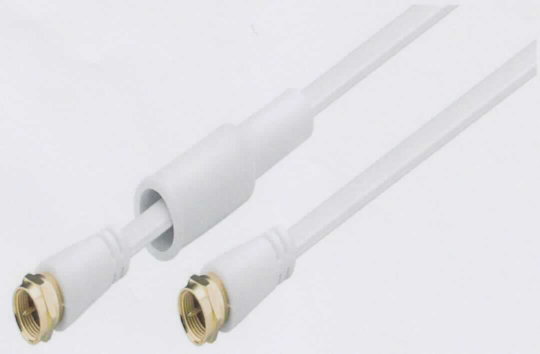 Koaxialkabel, sog. "SAT Anschlusskabel",
- aus einem isolierten elektrischen Leiter aus Kupfer, Dielektrikum, Aluminium-Folienschirmung und Geflecht in einem flach ausgearbeiteten PVC-Mantel (B x H: ca. 7 mm x 3 mm), an beiden Enden mit einem F-Stecker, an einem Ende zusätzlich mit einer Tülle aus Neopren ausgestattet,
- mit einer Länge von ca. 10 m,
- in einem Folienbeutel verpackt,
- zur Verwendung als Anschlussleitung in der Kabel- bzw. Satellitenfernsehtechnik.

Das Erzeugnis ist als "isoliertes elektrisches Koaxialkabel mit Anschlussstücken, nicht von der Taric-Unterposition 8544 2000 10  erfasst" einzureihen.