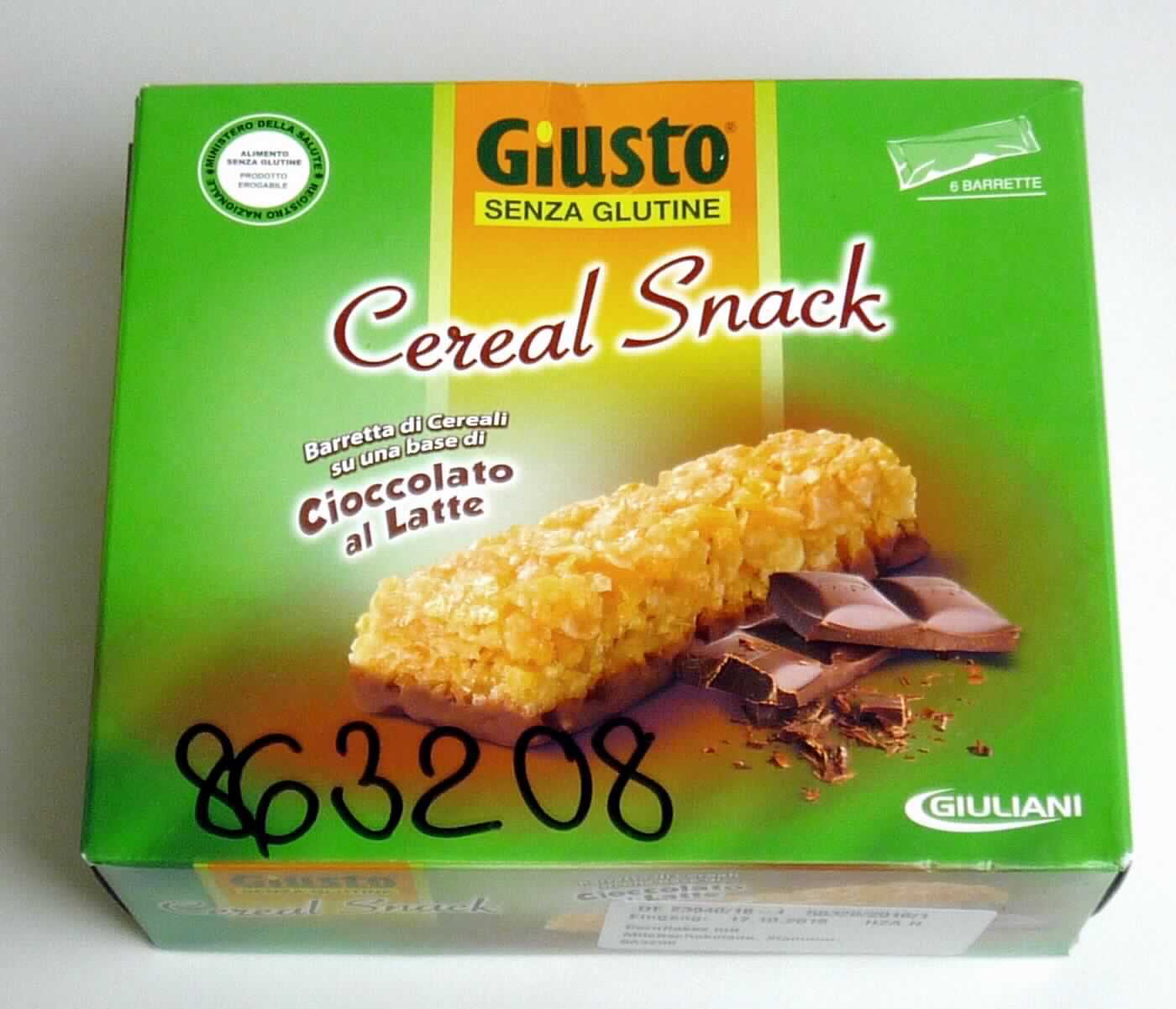 Cornflakes mit Milchschokolade

Antragsangaben:
Giusto Ceral Snack Barretta di Cereali su una base di Cioccolato al Latte

Beschreibung des vorgelegten Warenmusters:
Ca. 9,0 cm langer, 3,0 cm breiter und 1,8 cm dicker, barrenförmiger fester Riegel aus mit einer sirupartigen Masse verklebten Cornflakes, der Riegelboden ist vollständig mit Milchschokolade überzogen. Geschmack vorherrschend nach Cornflakes (geröstet), sehr süß und nach der Milchschokolade. Sechs einzeln in grüne Original-Schlauchfolie (ohne aufgedruckte GTIN) eingeschweißte Riegel befinden sich in einem grünen Original-Umkarton. Der Aufdruck enthält italienisch- und englischsprachige Angaben zum Erzeugnis ("Senza Glutine" und "Maize Flakes with Milk Chocolate Bottom, Gluten-free), Angaben zum Inhalt (6 x 25 g = 150 g), die Zutatenliste und (auf einem separaten Aufkleber) die GTIN (siehe jeweils Feld 8).

Kakao, berechnet als vollständig enfetteter Kakao*: 6 GHT oder weniger 
*: Summe aus Theobromin (GHT) und Coffein (GHT), multipliziert mit dem Faktor 31

Lebensmittel, durch Aufblähen oder Rösten von Getreide oder Getreideerzeugnissen hergestellt, 
auf der Grundlage von Mais