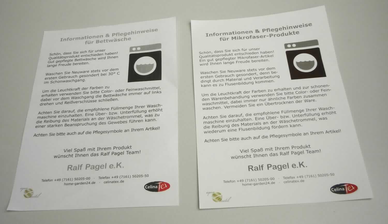 Bei der vorgelegten, als "Beileger Pflege" bezeichneten Ware handelt es sich um einen rechteckigen, auf einer Seite mit Text und einer Illustration bedruckten Zuschnitt aus Papier (Format des vorgelegten Warenmusters etwa 10,0 x 14,4 cm). Er enthält neben den Kontaktdaten der Antragstellerin, Informationen und Pflegehinweise über Bekleidungs- oder Heimtextilien (z. B. für Bettwäsche, Decken, Bademäntel oder Saunakilts). Das Druckerzeugnis soll in die Einzelhandelsverpackung eines der vorgenannten Erzeugnisse gelegt werden.

Abbildung siehe Anlage.

Derartige Waren gehören als "durch Text charakterisierte, zum Lesen bestimmte Druckerzeugnisse, auch in losen Bogen oder Blättern, auch gefalzt" zur Codenummer 4901 10 00 00 9 des Zolltarifs.