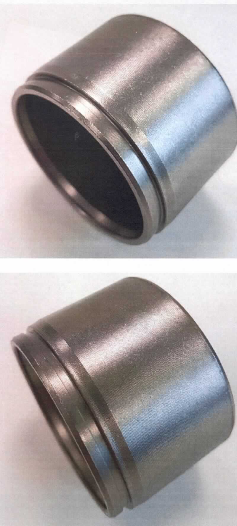 Lagerbüchse, Rohteil,
unfertiges, zylinderförmiges Lagergehäuse aus Metall mit Boden, mit einem Durchmesser von ca. 55 mm und einer Höhe von ca. 40 mm. Die Ware wird nach der abschließenden Bearbeitung unter anderem mit einem Nadellager versehen, in einer Gabel verankert und dient der Lagerung eines Zapfenkreuzes.

Die Lagerbüchse ist als "Lagergehäuse für Wälzlager, ohne eingebautes Wälzlager, nicht für zivile Luftfahrzeuge" einzureihen.

Abbildung siehe Anlage.