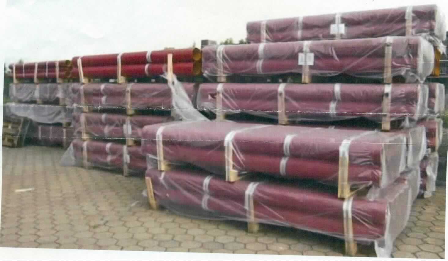 Rohre aus Gusseisen

Bei der Ware handelt es sich nach den vorgelegten Unterlagen um zylindrische Hohlerzeugnisse mit einer Länge von 1 m bzw. 3 m und unterschiedlichen Nennweiten von 40 mm bis 400 mm. Es handelt sich bei den Erzeugnissen um Rohre, wobei der äußere Durchmesser die mittlere Rohrlänge um mehr als das Zweifache übersteigt. 
Die Erzeugnisse bestehen gemäß den Angaben des Anmelders aus Gusseisen mit Lamellengraphit des Typs GJL-150, einem nicht verformbaren Gusseisen auch Grauguss genannt. Zusätzlich sind die Rohre innen und außen mit einer Epoxidharz-Pulverbeschichtung versehen. Die Rohre werden für die Entwässerung verwendet.

Die Waren sind als "andere Rohre aus Gusseisen" in den TARIC-Code 7303 0090 90 einzureihen.