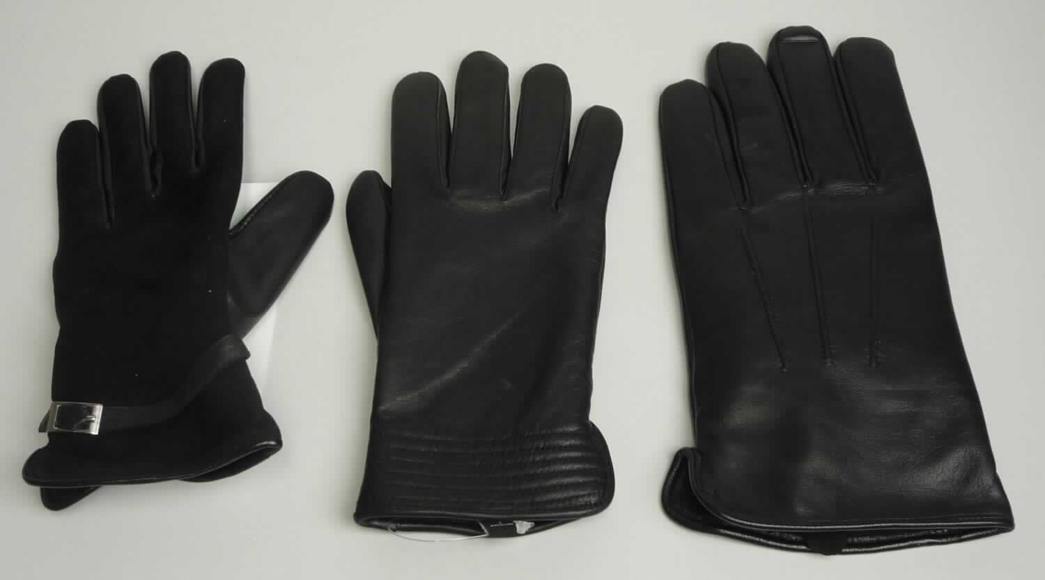 Handschuhe aus Leder, Artikel 288 279, Foto siehe Anlage,
- in drei Ausführungen:
- - Modell 1: sog. Herren-Modell, 
- - Modell 2: sog. Damen-Modell, 
- - Modell 3: sog. Damen-Modell, 
- Modell 1:
- - als Fünffingerhandschuh gearbeitet, 
- - aus Leder (laut Antrag aus Lamm-Nappaleder),
- - am Handrücken mit drei Ziernähten,
- - in Höhe des Handgelenks elastisch verengt,
- - vollständig gefüttert, 
- Modell 2:
- - als Fünffingerhandschuh gearbeitet, 
- - aus Leder (laut Antrag im Bereich der Außenhand aus Ziegen-Veloursleder und im Bereich der
    Innenhand aus Lamm-Nappaleder),
- - in Höhe des Handgelenks elastisch verengt und mit einem Lederstreifen mit Schnalle verziert,
- - vollständig gefüttert, 
- Modell 3:
- - als Fünffingerhandschuh gearbeitet, 
- - aus Leder (laut Antrag aus Lamm-Nappaleder),
- - in Höhe des Handgelenks elastisch verengt,
- - unterhalb des Handgelenks mit Ziernähten,
- - vollständig gefüttert, 
- alle Handschuhe ohne Merkmale von Spezialsport- oder Schutzhandschuhen.

"Bekleidungszubehör (Fingerhandschuhe), aus Leder, keine Spezialsport- oder Schutzhandschuhe"
