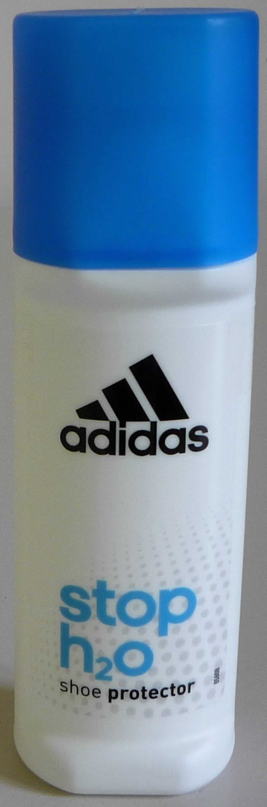 Angaben:
Adidas Stop h2o shoe protector; Schuh-Imprägnierlotion zum Schutz vor Nässe und Schmutz, geeignet für alle Textil- und Lederschuhe. Inhaltsstoffe: u.a. Ethanol, Weichmacher, Imprägniermittel, Emulgatoren, Duftstoffe, in wässriger Lösung.

Feststellungen:
Vorgelegt wurde eine etikettierte 75-ml-Kunststoffflasche mit Pumpvorrichtung und Schwämmchen auf der Flaschenöffnung zum Verteilen. Inhalt:  weißlich-trübe Flüssigkeit, kratzfester Film wird nicht gebildet.


Befund:
Appretur- oder Endausrüstungsmittel, Beschleuniger zum Färben oder Fixieren von Farbstoffen und andere Erzeugnisse und Zubereitungen (z. B. zubereitete Schlichtemittel und Zubereitungen zum Beizen), von der in der Textilindustrie, Papierindustrie, Lederindustrie oder ähnlichen Industrien verwendeten Art, anderweit weder genannt noch inbegriffen; andere; von der in der Lederindustrie oder in ähnlichen Industrien verwendeten Art.