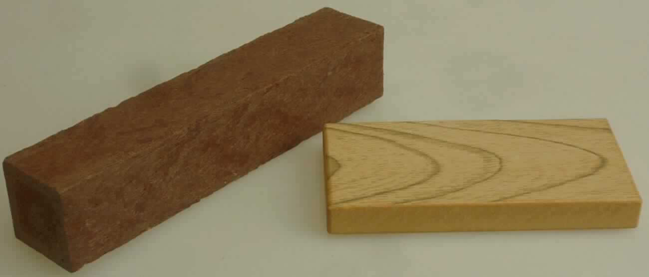 Angabe des Antragstellers:
Cellwood panel und CELLwood extrusion profiles aus einem SBS-Copolymer, teilweise mit Glasfasern verstärkt und / oder bedruckt.

Untersuchungsergebnisse an Warenmustern:
Es wurden zwei Profilabschnitte mit einer Holzmaserung an der Oberfläche (Querschnitt: ca. 2,9 x 2,9 cm bzw. ca. 5 x 1,2 cm) aus einem harten, nicht biegsamen, hell- bzw. dunkelbraunen Material vorgelegt.

Befund:
Es liegen Kunststoffprofile aus einem Styrol-Copolymer im Sinne der Position 3916 vor.