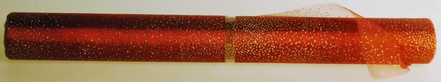 Gewebe, Farbe: rot, Foto siehe Anlage,
- als Meterware,
- mit einer Breite laut Antrag von 36 cm,
- laut Untersuchungsergebnis:
-- in Leinwandbindung,
-- aus ungezwirnten, nicht hochfesten Garnen aus Polyamidfilamenten (synthetische 
   Filamente),
-- musterbildend mit kleinen, metallisierten Kunststoffpartikeln (Glitter) bedruckt,
-- an den Längskanten heiß geschnitten.

"Gewebe aus Garnen aus synthetischen Filamenten, anderes als in den Unterpositionen
 5407 10 bis 5407 30 genannte, mit einem Anteil an Filamenten aus Polyamiden von 
 mehr als 85 GHT, bedruckt"