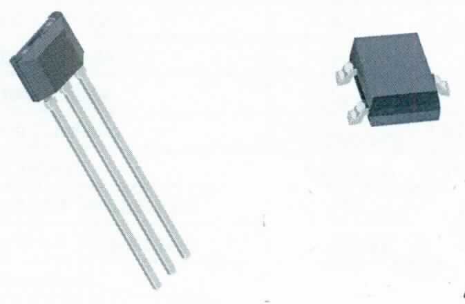 Hallsensor (sog. Linear Hall Effect Sensor IC A1326),
- in Form einer monolithischen integrierten Schaltung,
- in einem Gehäuse mit drei Anschlüssen (Abbildung siehe Anlage).

"Elektronische integrierte Schaltung, kein Prozessor und Steuer- und Kontrollschaltung, kein Speicher oder Verstärker, Hallsensor in Form einer monolithischen integrierten Schaltung"